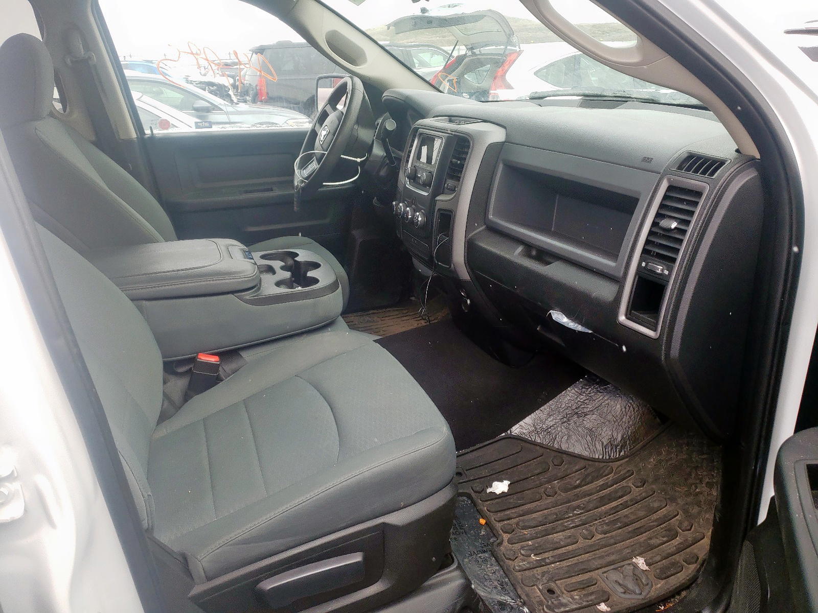 Photo 5 from auction – 2017 RAM 1500 ST with VIN 1C6RR7FT0HS750111