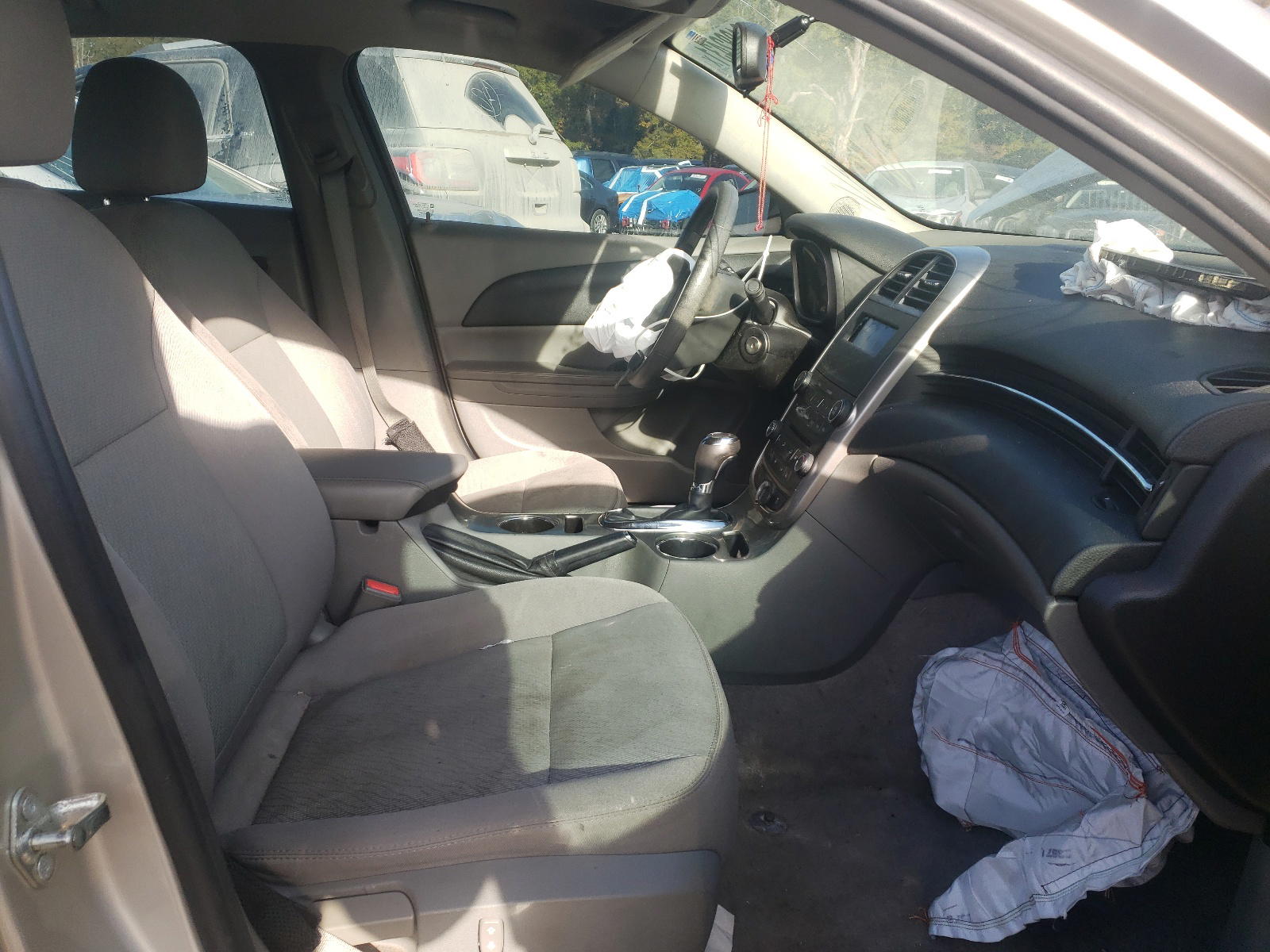Photo 5 from auction – 2014 CHEVROLET MALIBU LS with VIN 1G11A5SL7EF222473