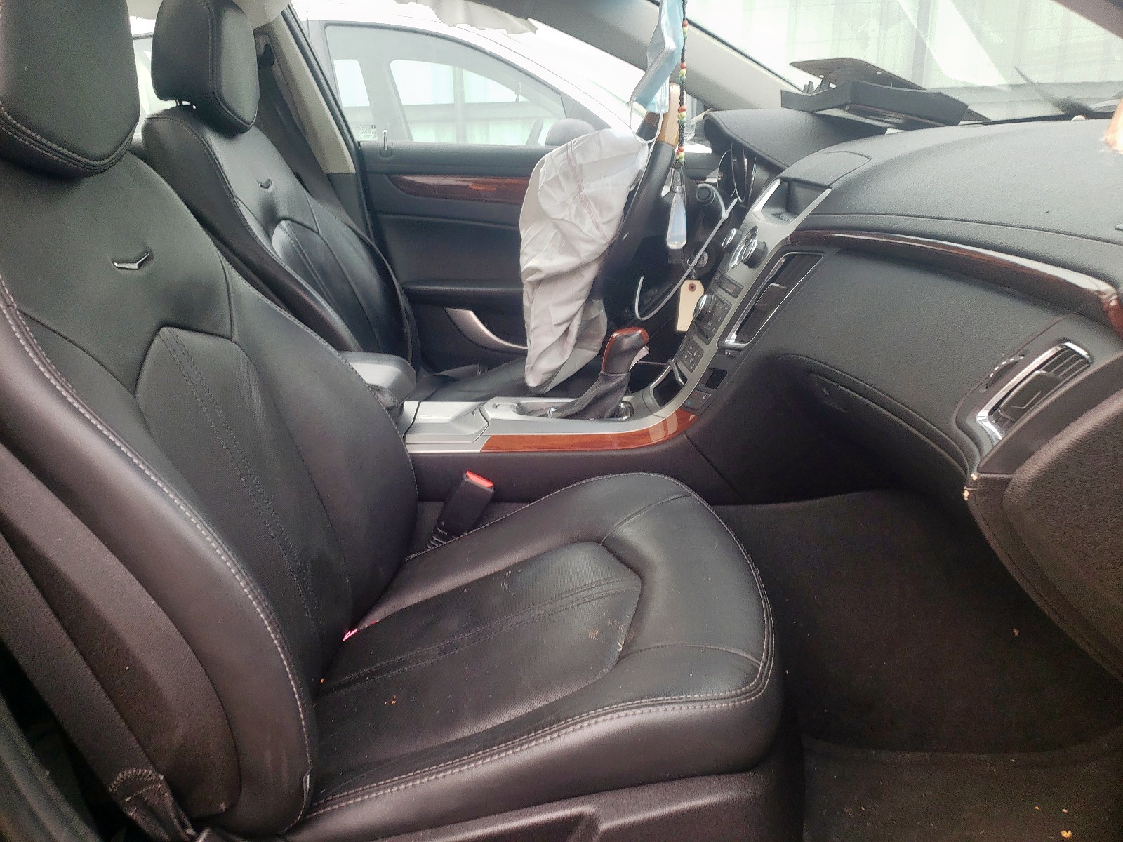 Photo 5 from auction – 2012 CADILLAC CTS LUXURY with VIN 1G6DG5E56C0139121