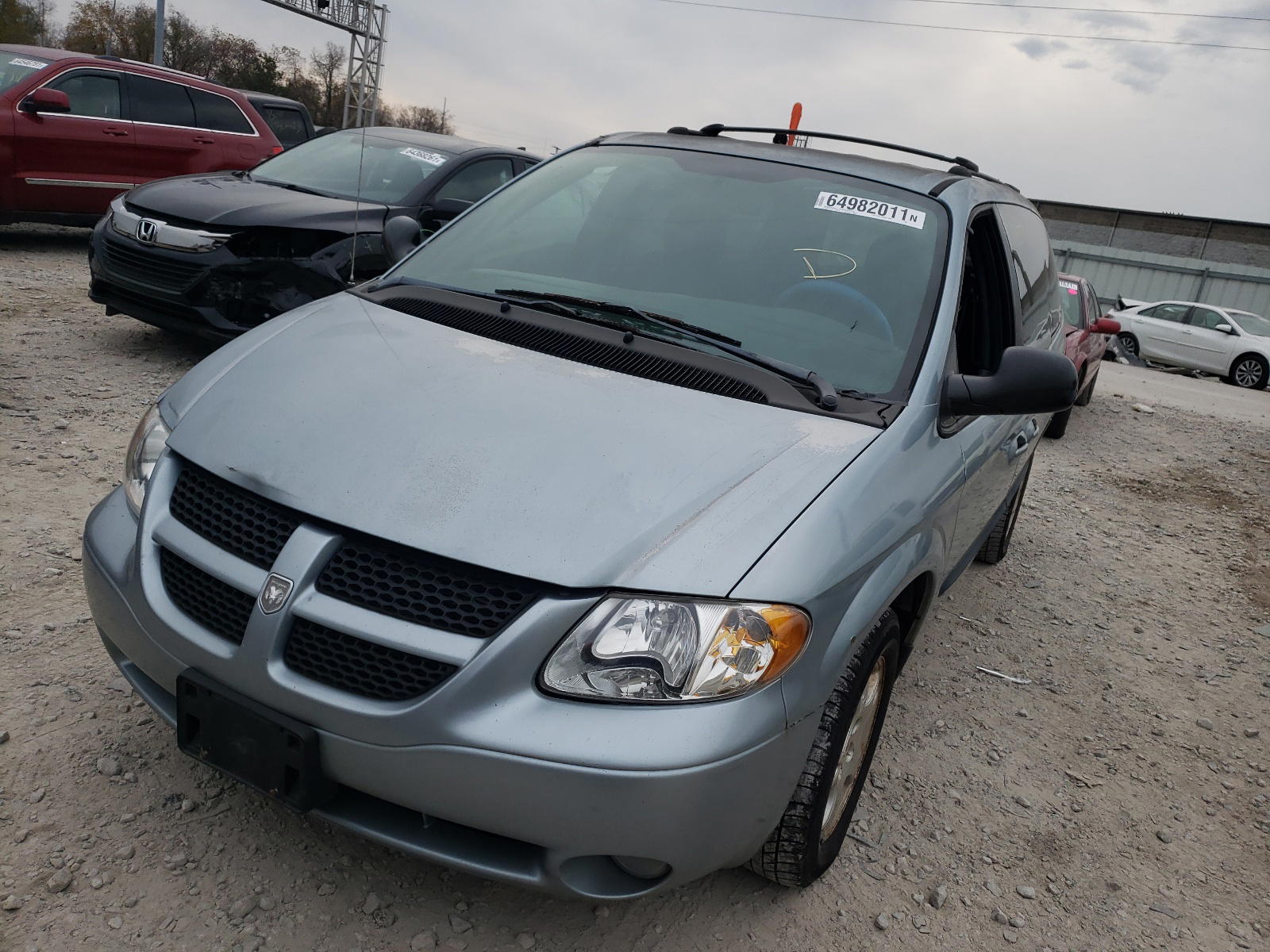 Photo 2 from auction – 2003 DODGE GRAND CARA with VIN 2D4GP44L53R134666