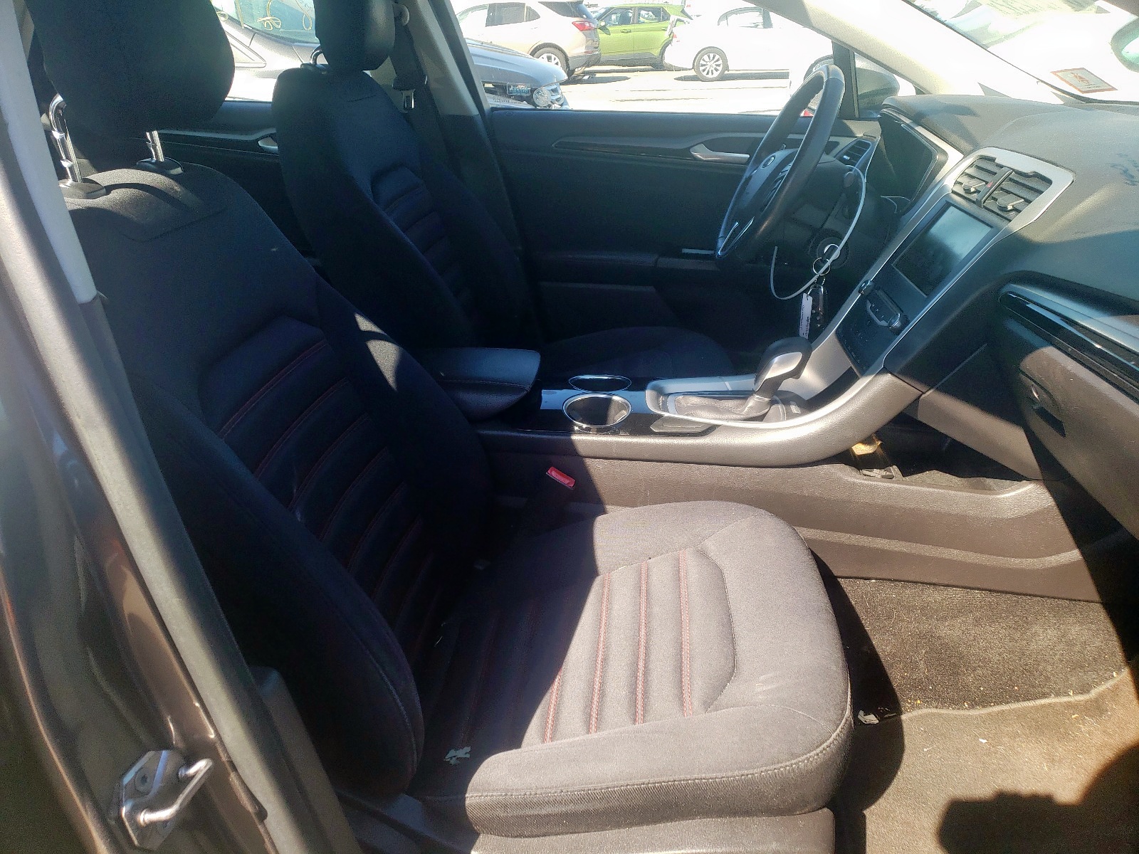 Photo 5 from auction – 2013 FORD FUSION SE with VIN 3FA6P0H71DR224459
