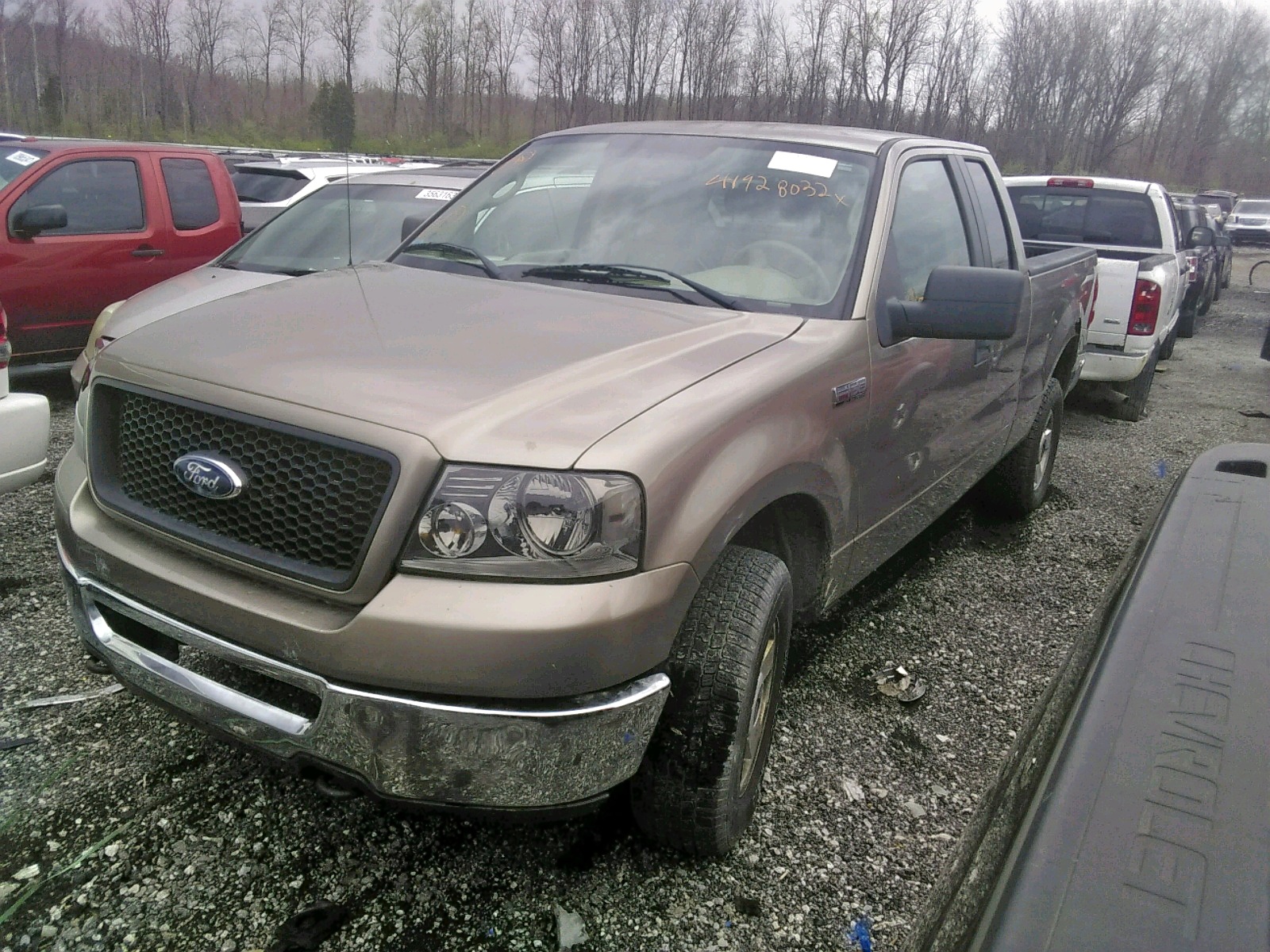 Photo 2 from auction – 2006 FORD F150 with VIN 1FTPX14576FB05338