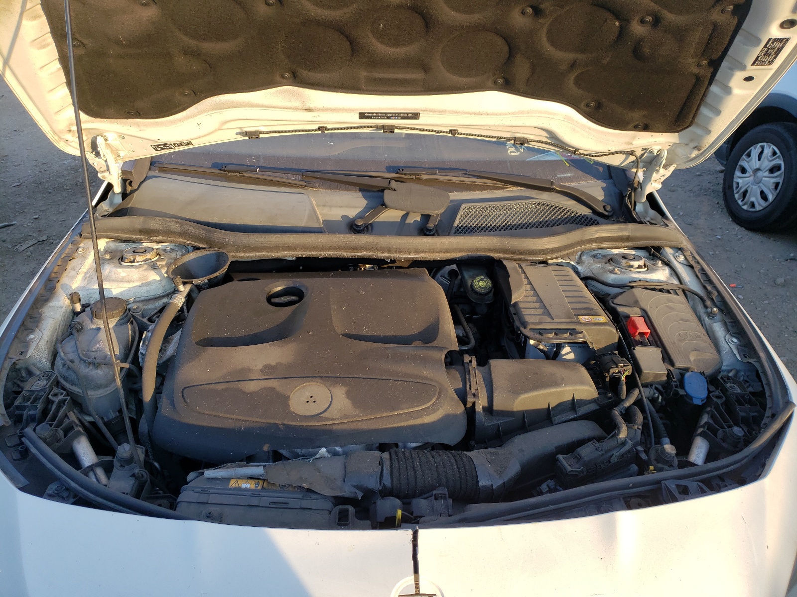 Photo 7 from auction – 2014 MERCEDES-BENZ CLA 250 with VIN WDDSJ4EB8EN087444