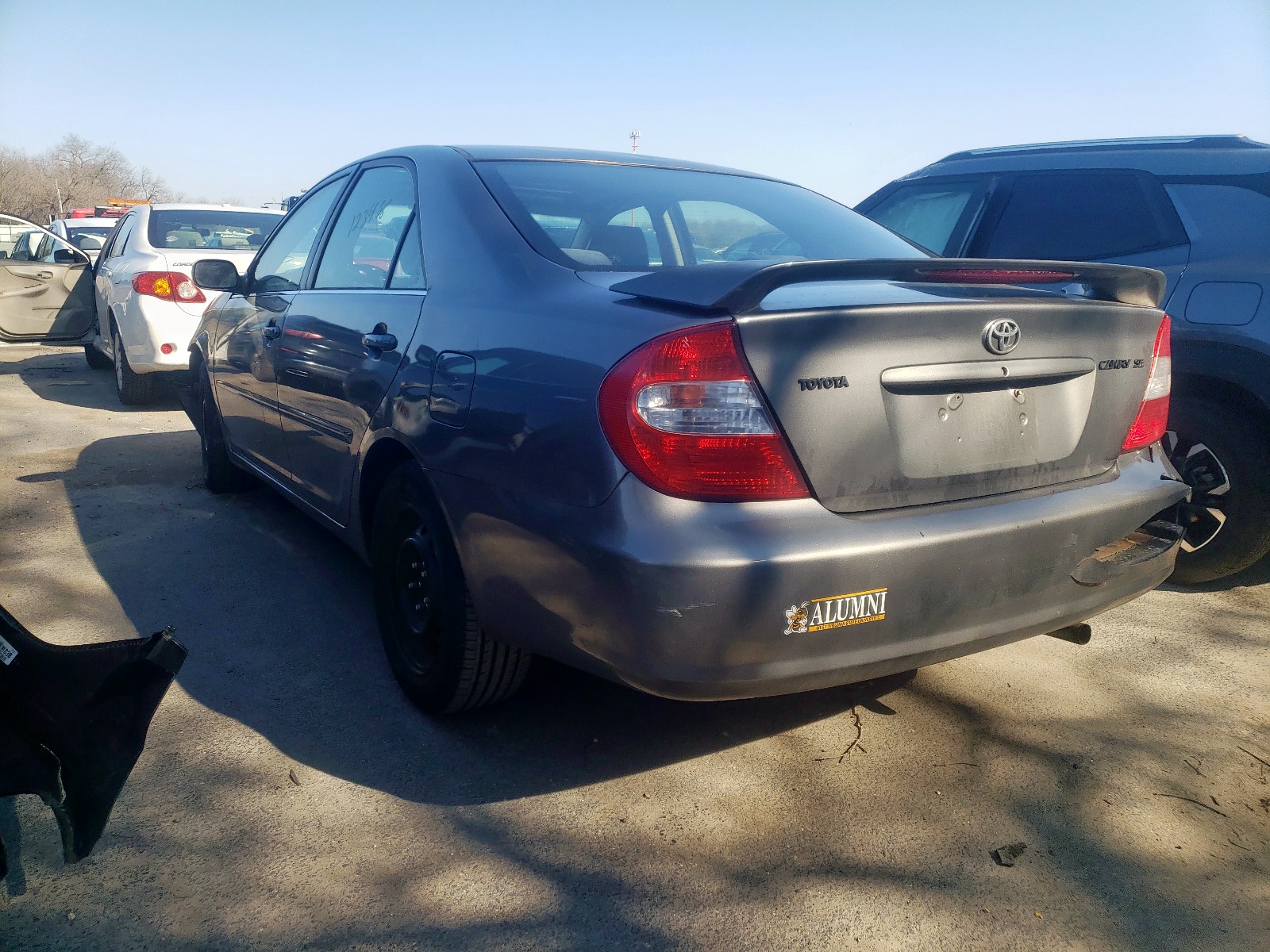 Photo 3 from auction – 2002 TOYOTA CAMRY LE with VIN JTDBE32K320100350