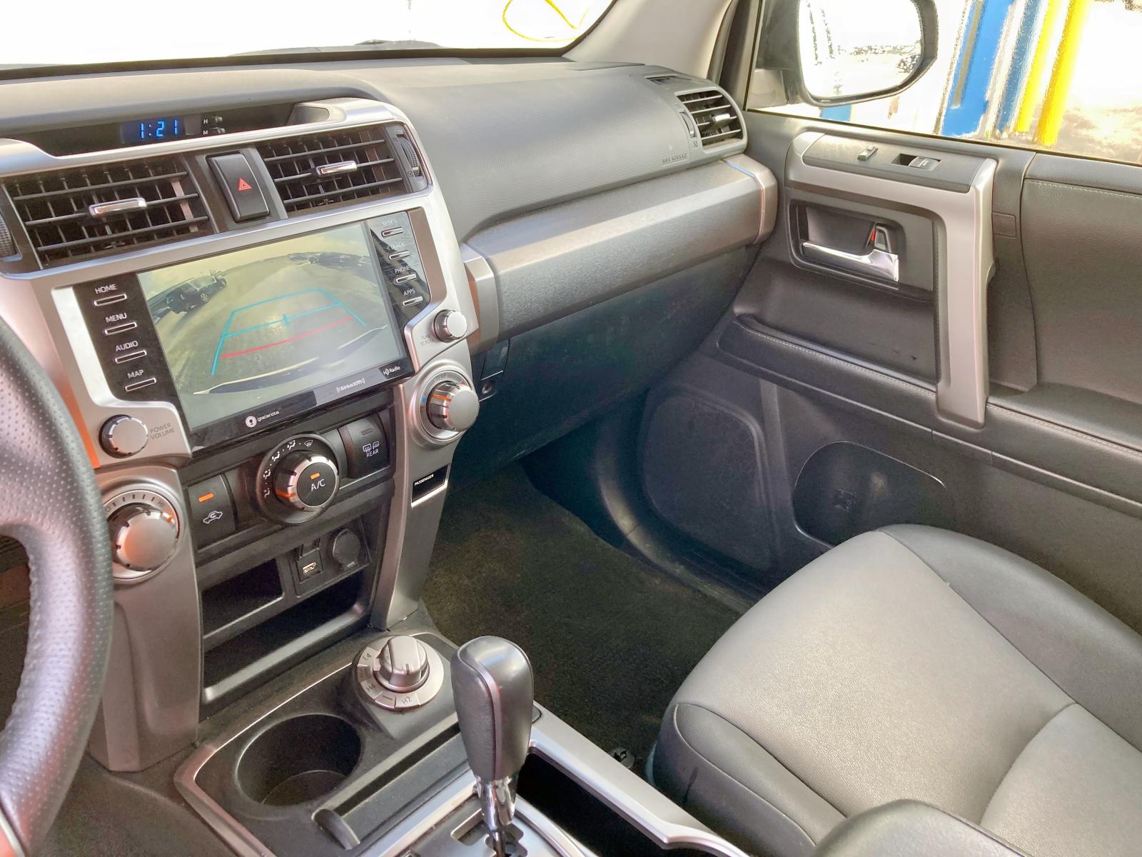 Photo 9 from auction – 2020 TOYOTA 4RUNNER SR with VIN JTEBU5JR8L5788830
