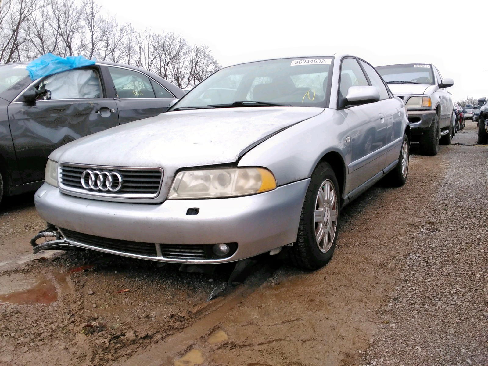 Photo 2 from auction – 2000 AUDI A4 1.8T QU with VIN WAUDC68D5YA182798