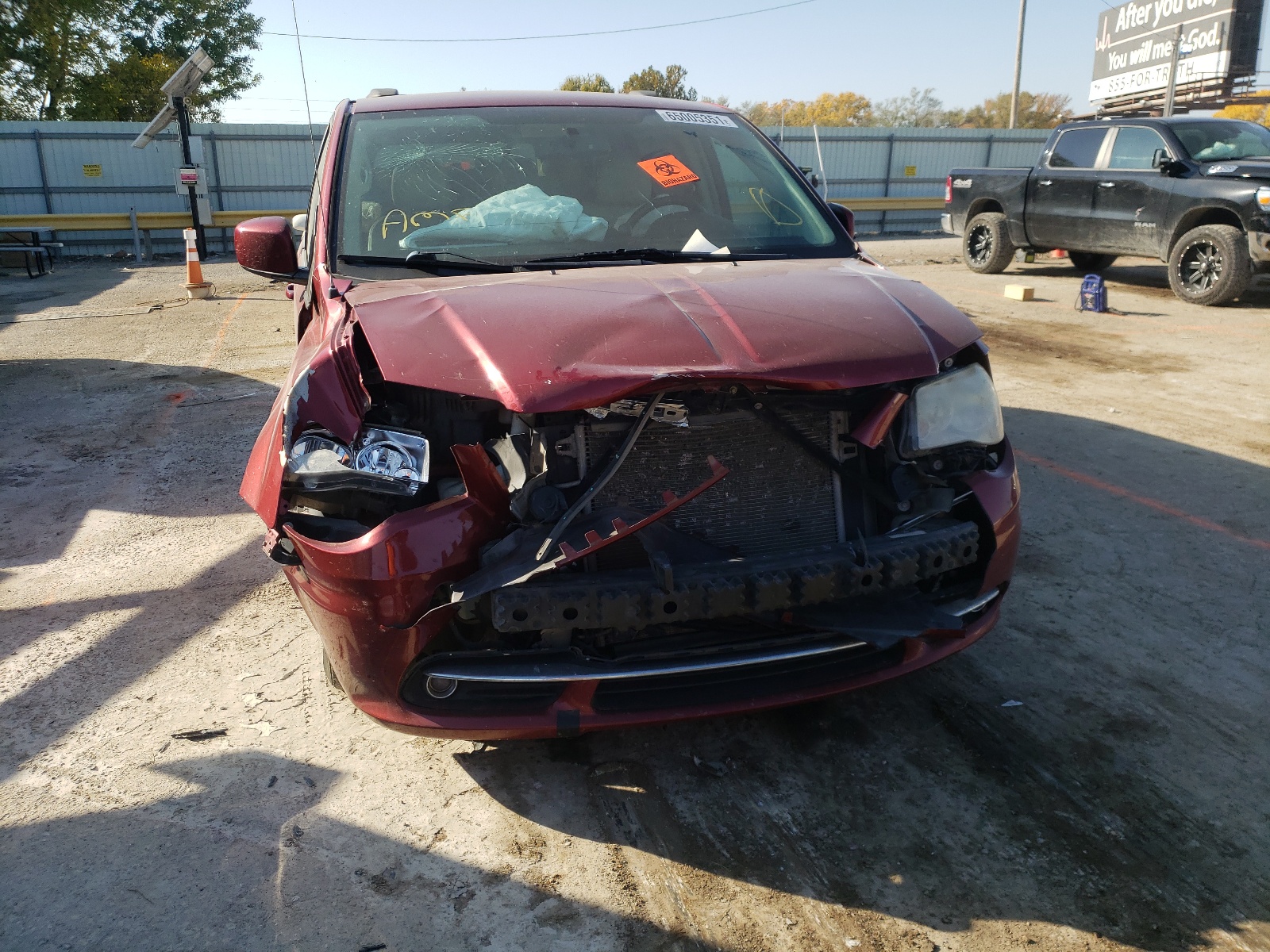 Photo 9 from auction – 2013 CHRYSLER TOWN & COU with VIN 2C4RC1BG2DR805864