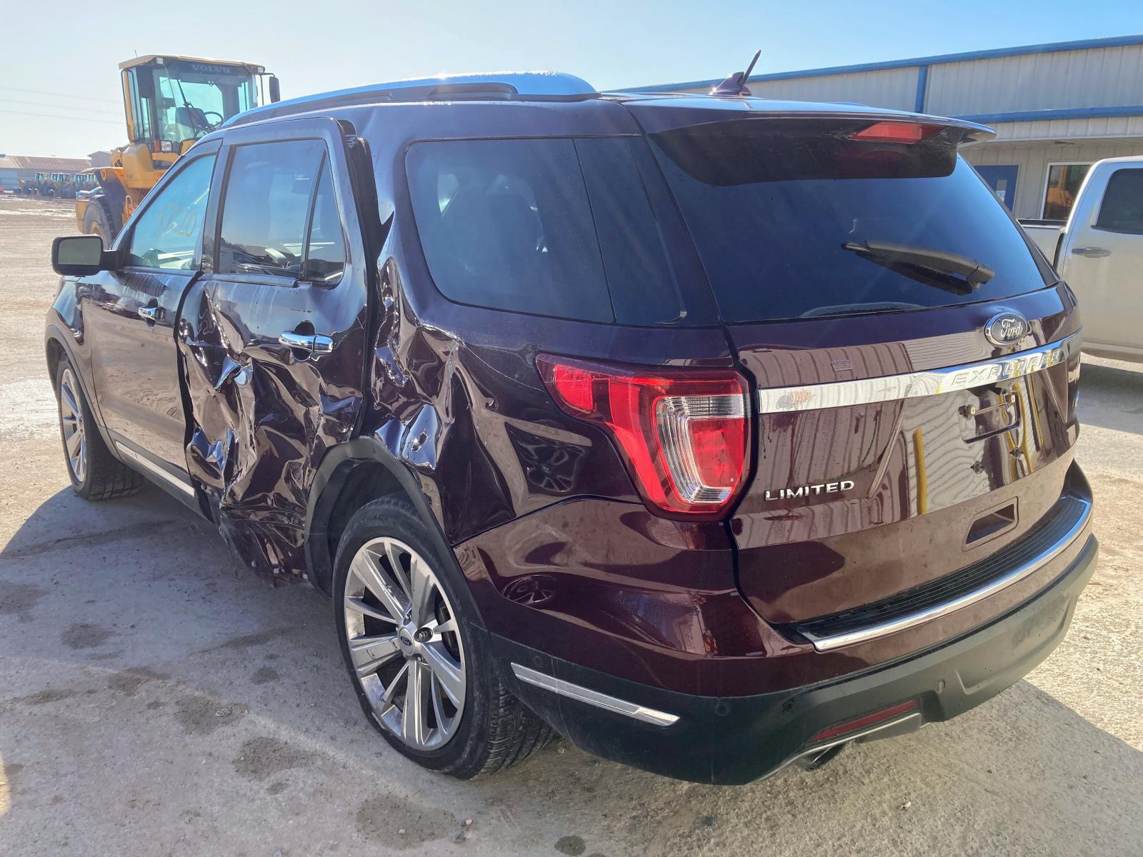 Photo 3 from auction – 2018 FORD EXPLORER L with VIN 1FM5K7FH1JGC70266