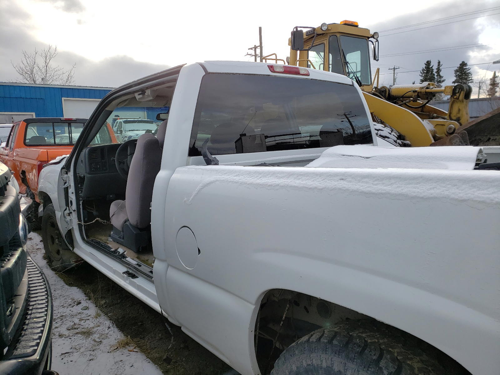 Photo 3 from auction – 2014 GMC SIERRA K35 with VIN 1GD423C85EF142469