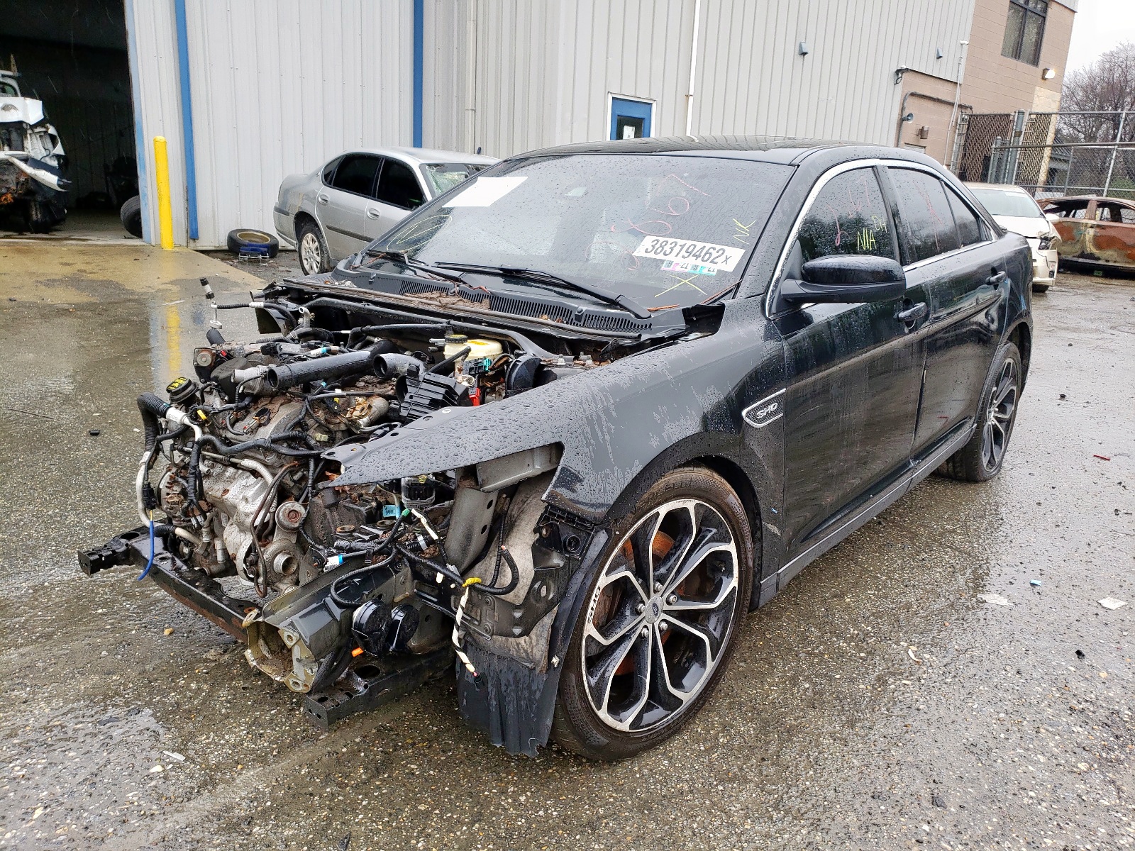 Photo 2 from auction – 2013 FORD TAURUS SHO with VIN 1FAHP2KT4DG205812