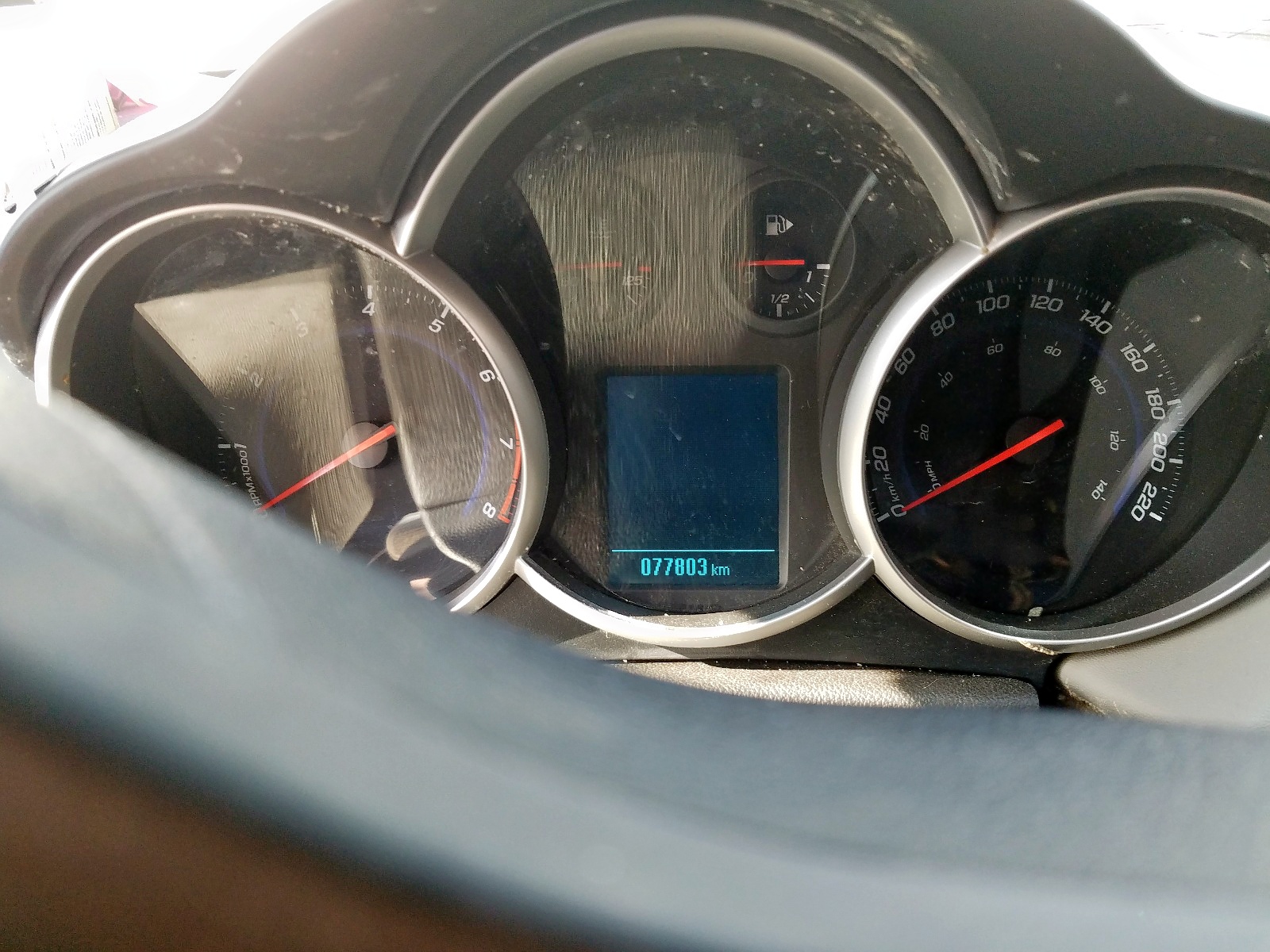 Photo 8 from auction – 2012 CHEVROLET CRUZE LS with VIN 1G1PC5SH7C7386779