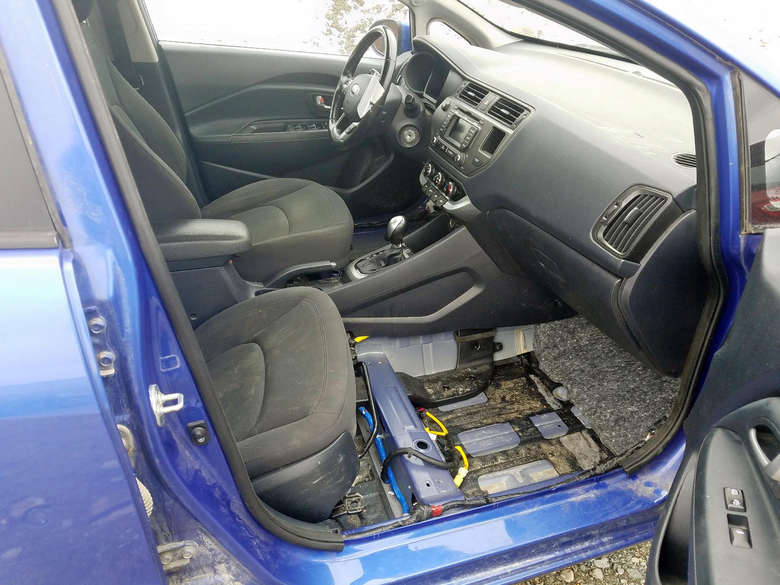 Photo 5 from auction – 2014 KIA RIO EX with VIN KNADN4A32E6378468