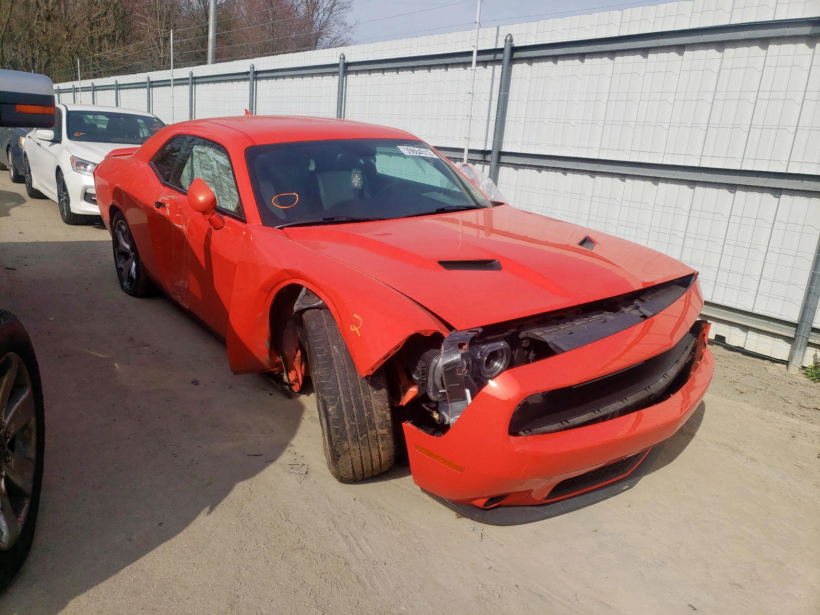DODGE CHALLENGER 2016 with VIN 2C3CDZAG6GH301139 - Photo from auction