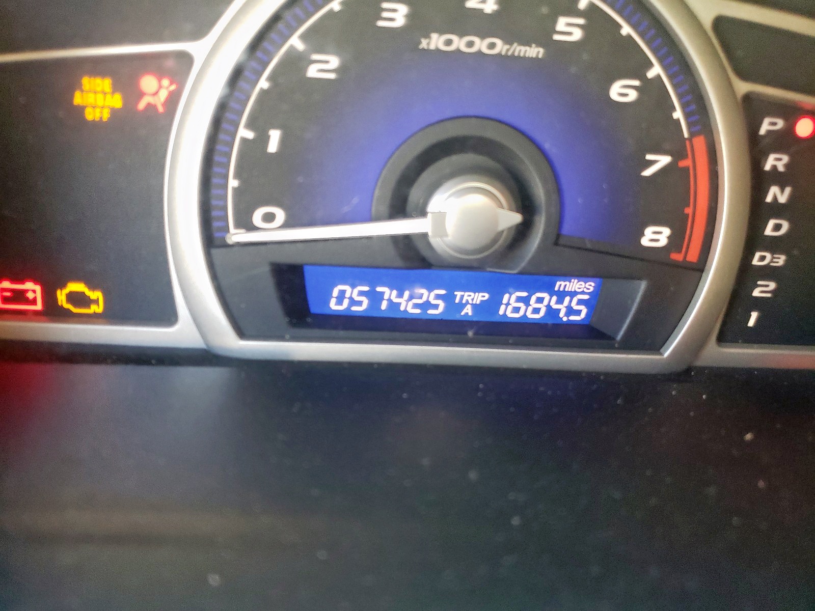 Photo 8 from auction – 2011 HONDA CIVIC LX-S with VIN 2HGFA1F60BH521146
