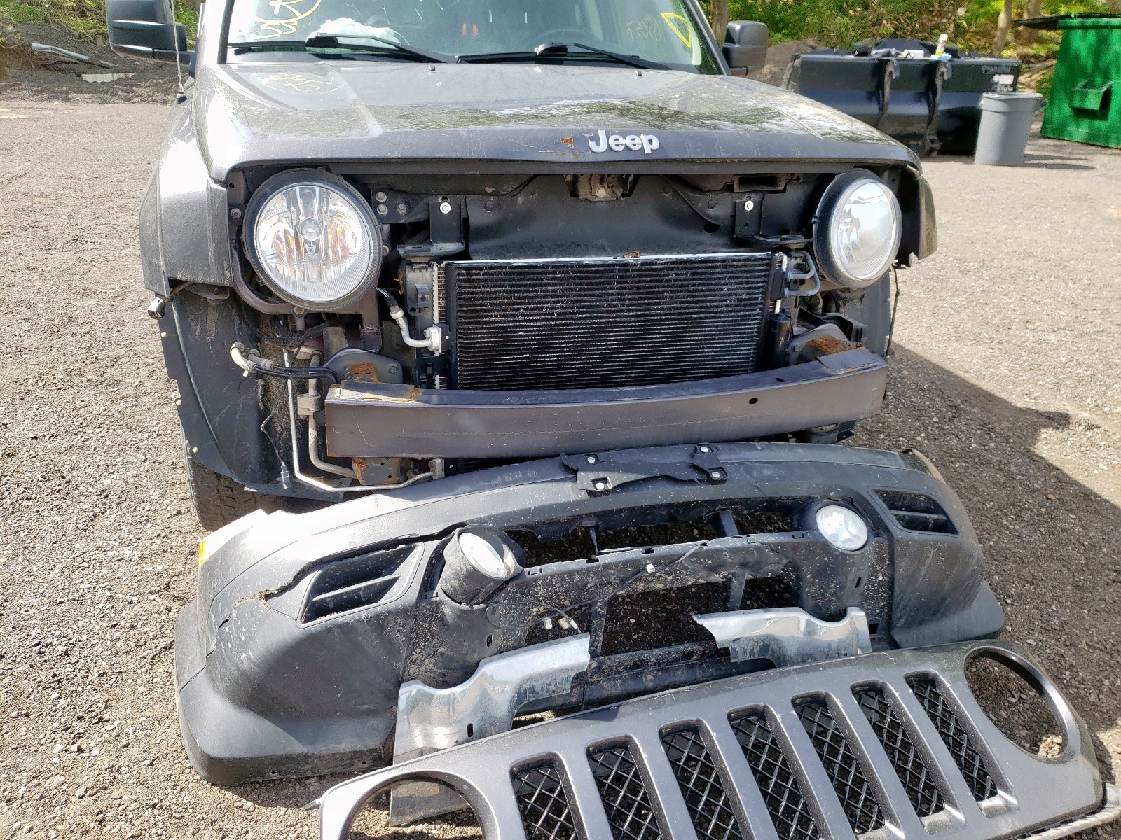 Photo 9 from auction – 2017 JEEP PATRIOT with VIN 1C4NJRAB3HD172177