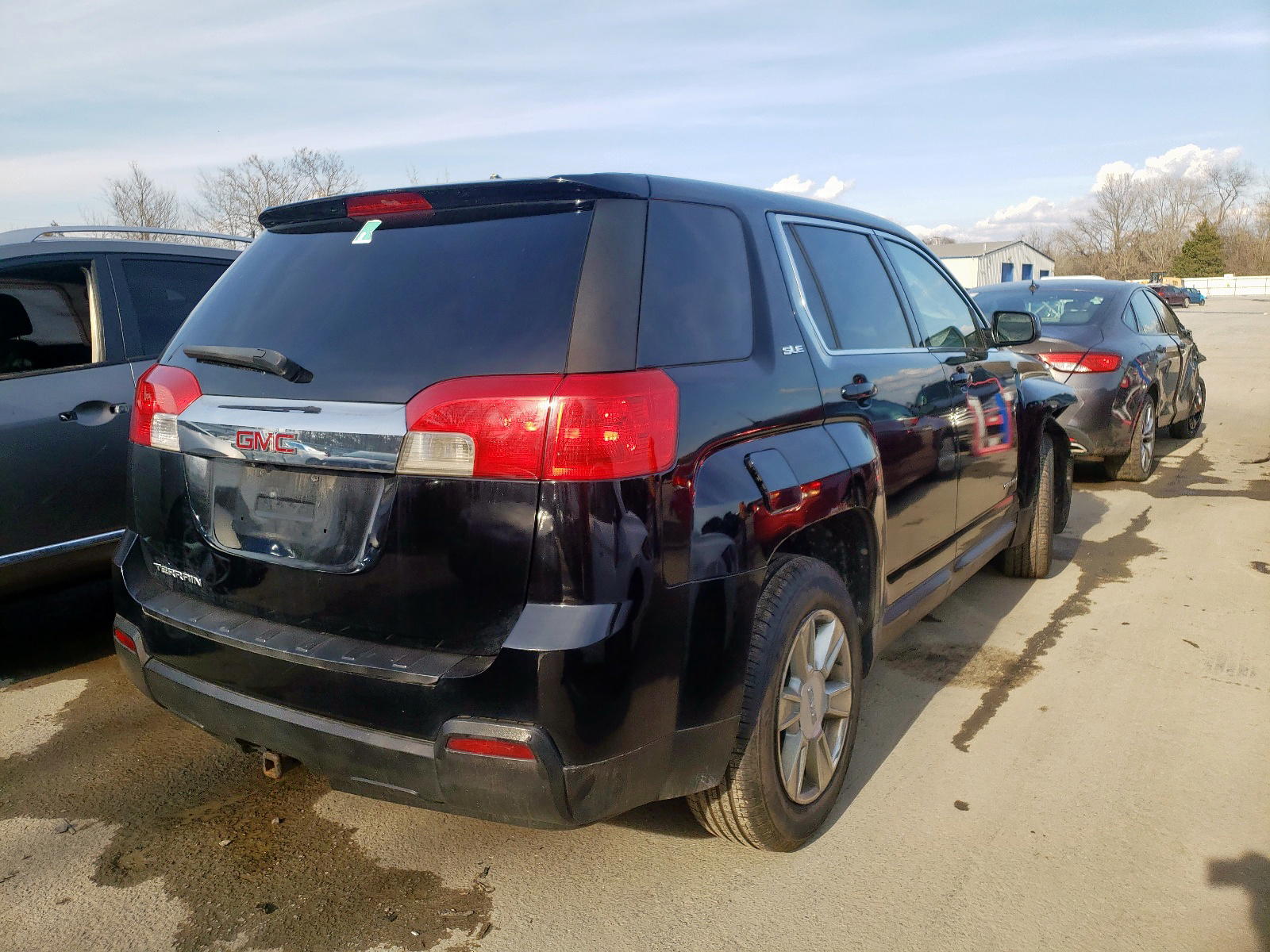 Photo 4 from auction – 2011 GMC TERRAIN SL with VIN 2CTALMEC0B6424492