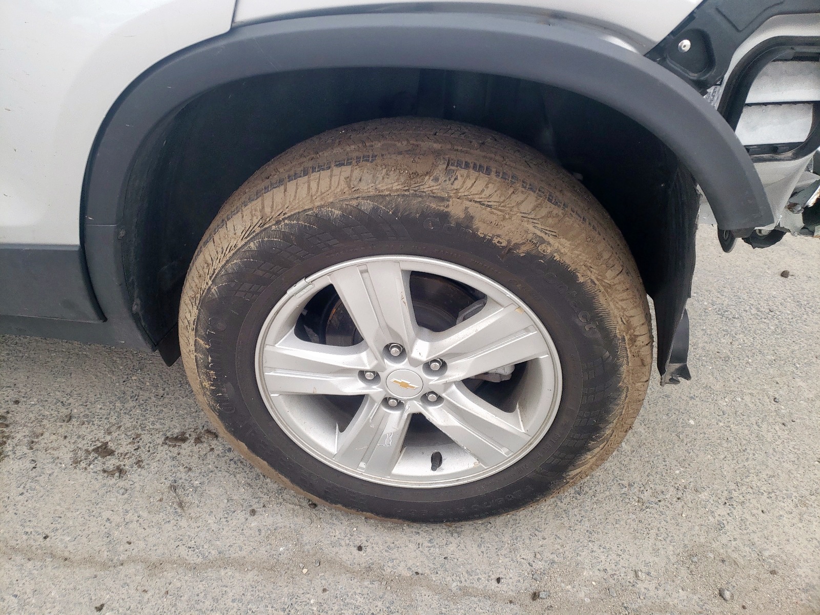 Photo 9 from auction – 2020 CHEVROLET TRAX 1LT with VIN KL7CJPSB4LB024373