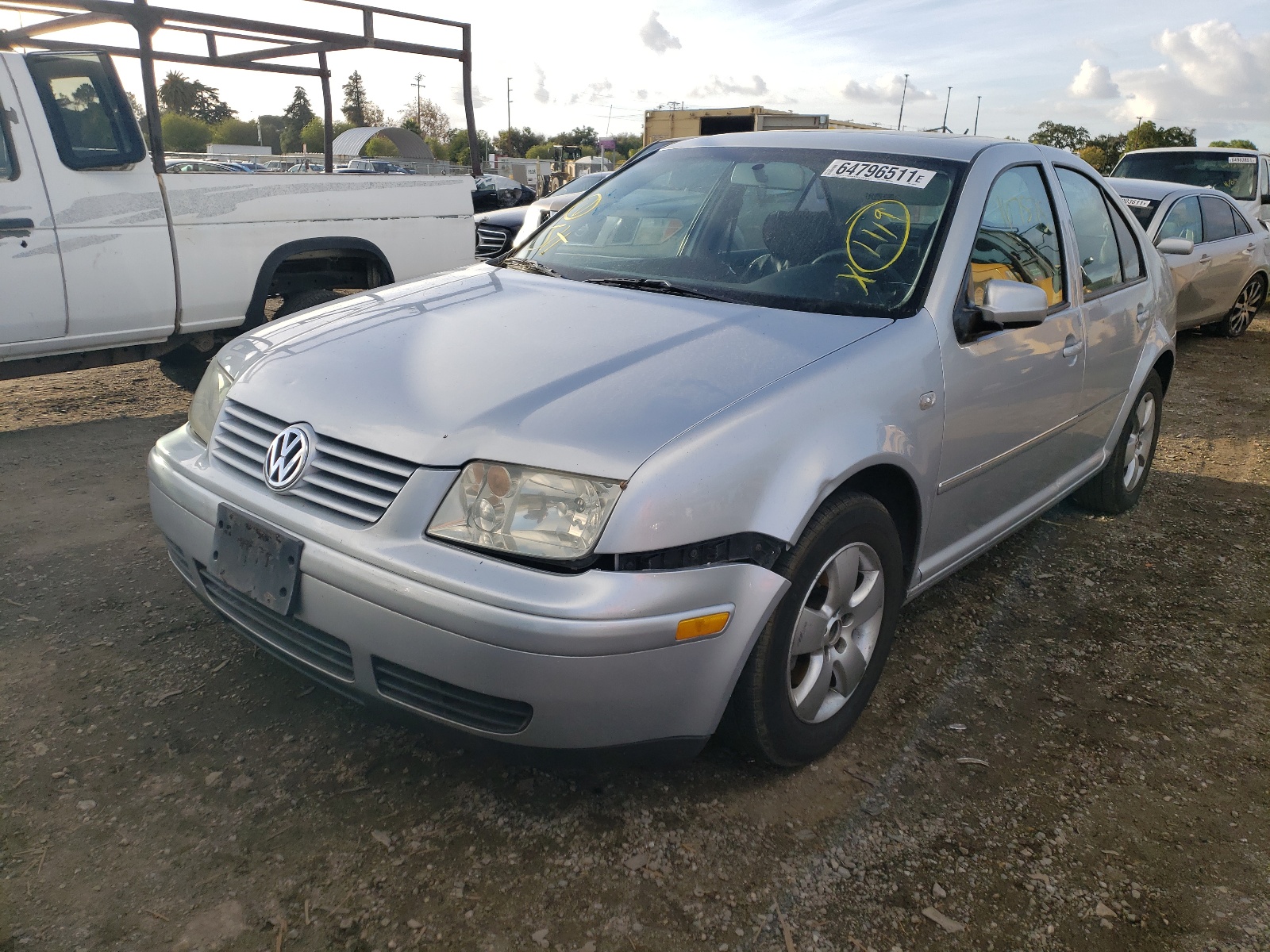 Photo 2 from auction – 2005 VOLKSWAGEN JETTA with VIN 3VWSA69M85M049446