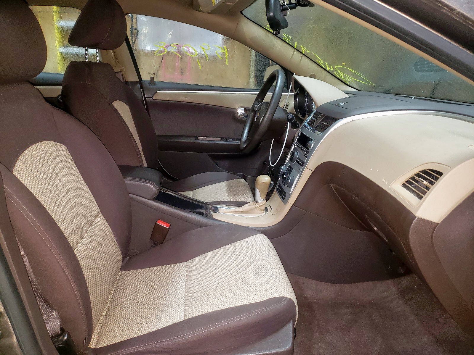 Photo 5 from auction – 2012 CHEVROLET MALIBU LS with VIN 1G1ZA5EU5CF216112