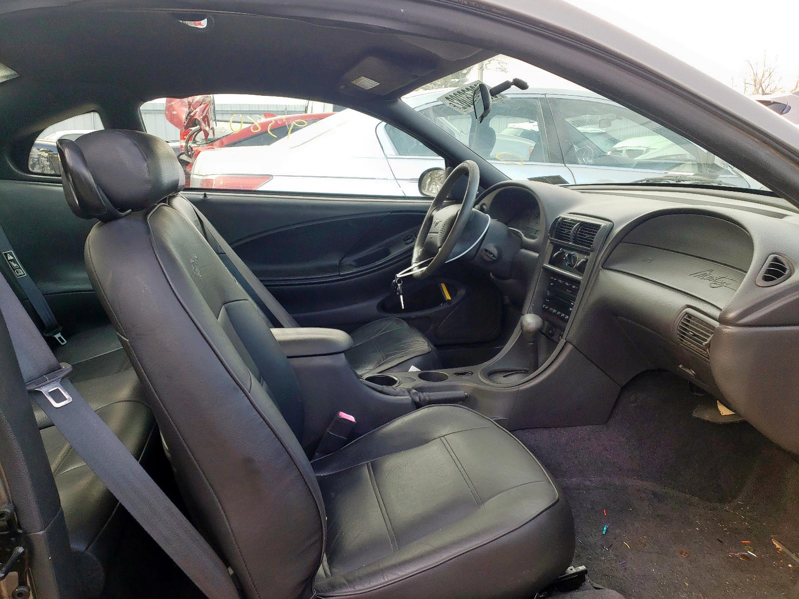 Photo 5 from auction – 2001 FORD MUSTANG with VIN 1FAFP40401F162263