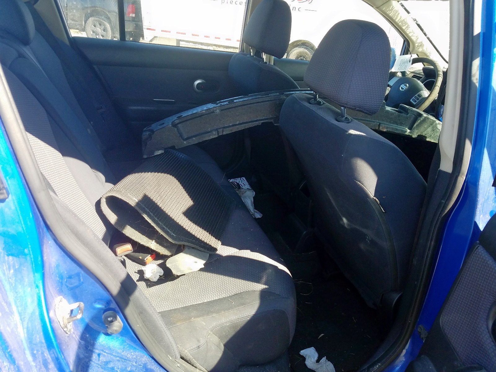 Photo 6 from auction – 2009 NISSAN VERSA S with VIN 3N1BC13E69L378033