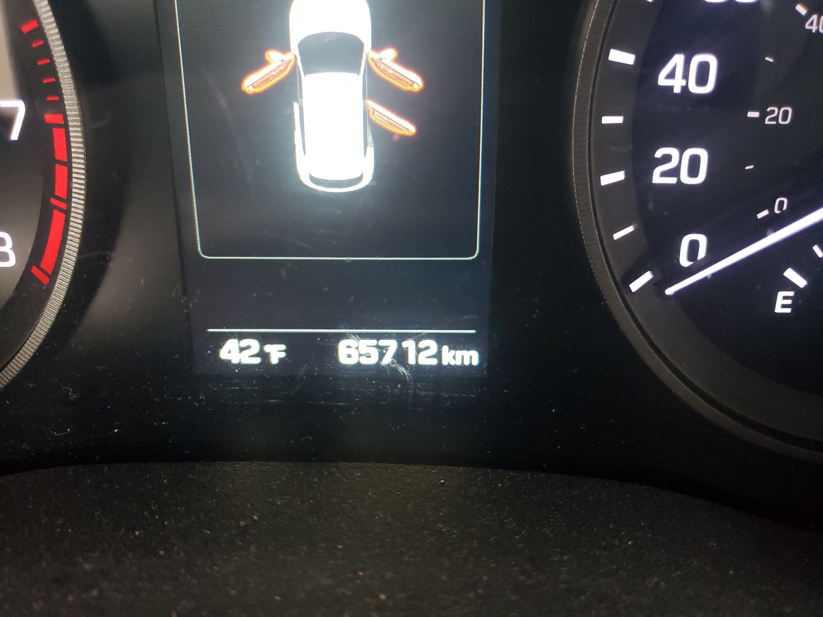 Photo 8 from auction – 2016 HYUNDAI TUCSON LIM with VIN KM8J3CA23GU240509