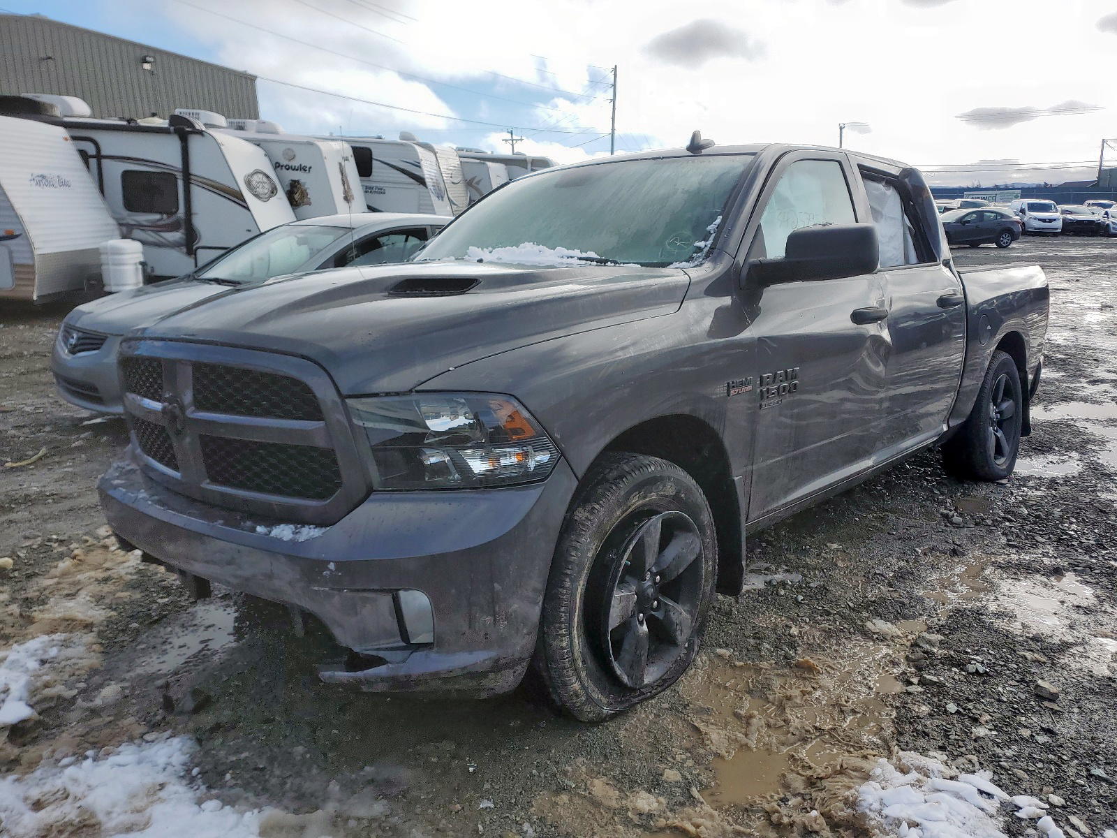 Photo 2 from auction – 2019 RAM 1500 CLASS with VIN 3C6RR7KT8KG643988