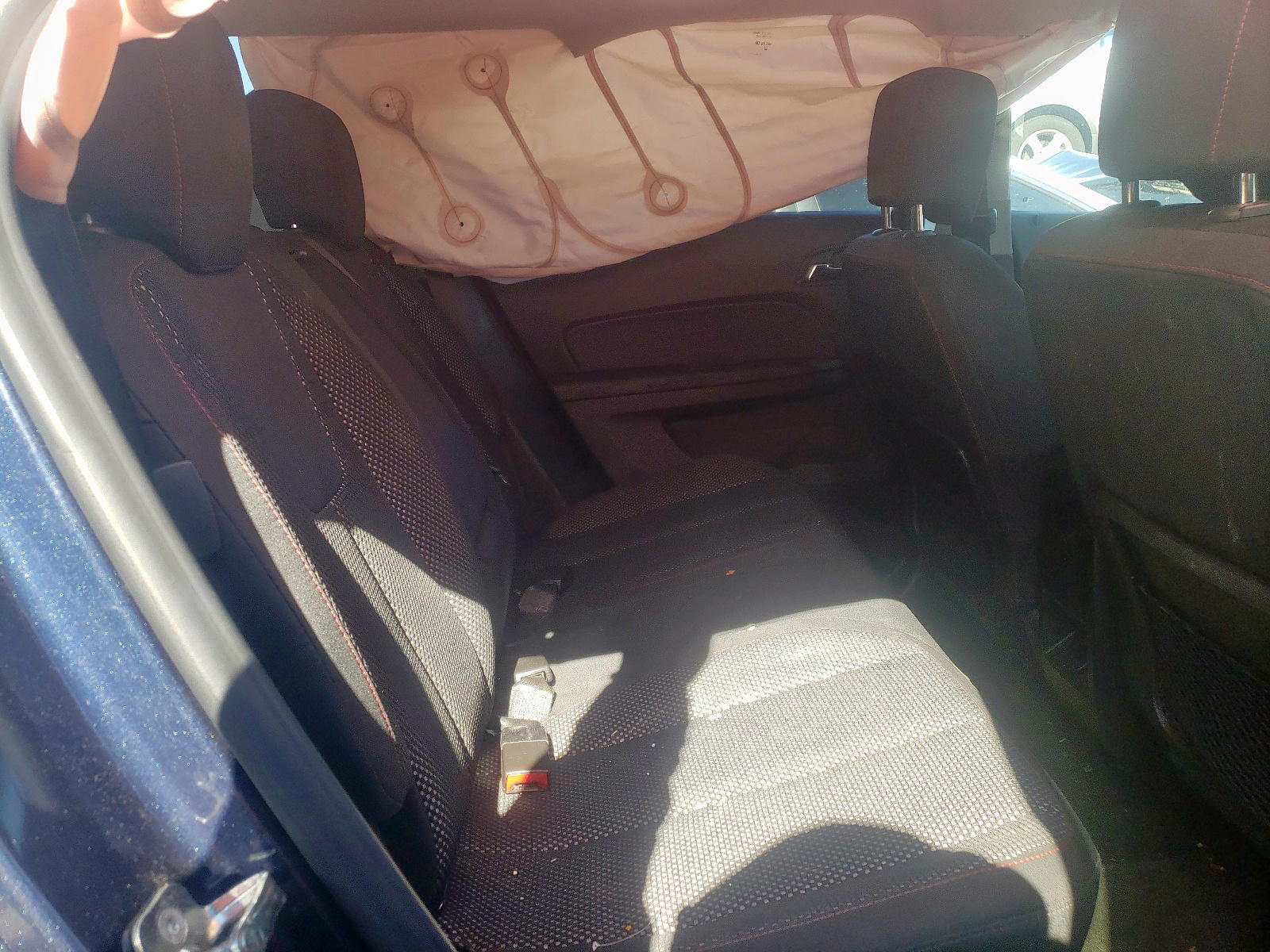 Photo 6 from auction – 2015 CHEVROLET EQUINOX LT with VIN 2GNFLFEK8F6205961