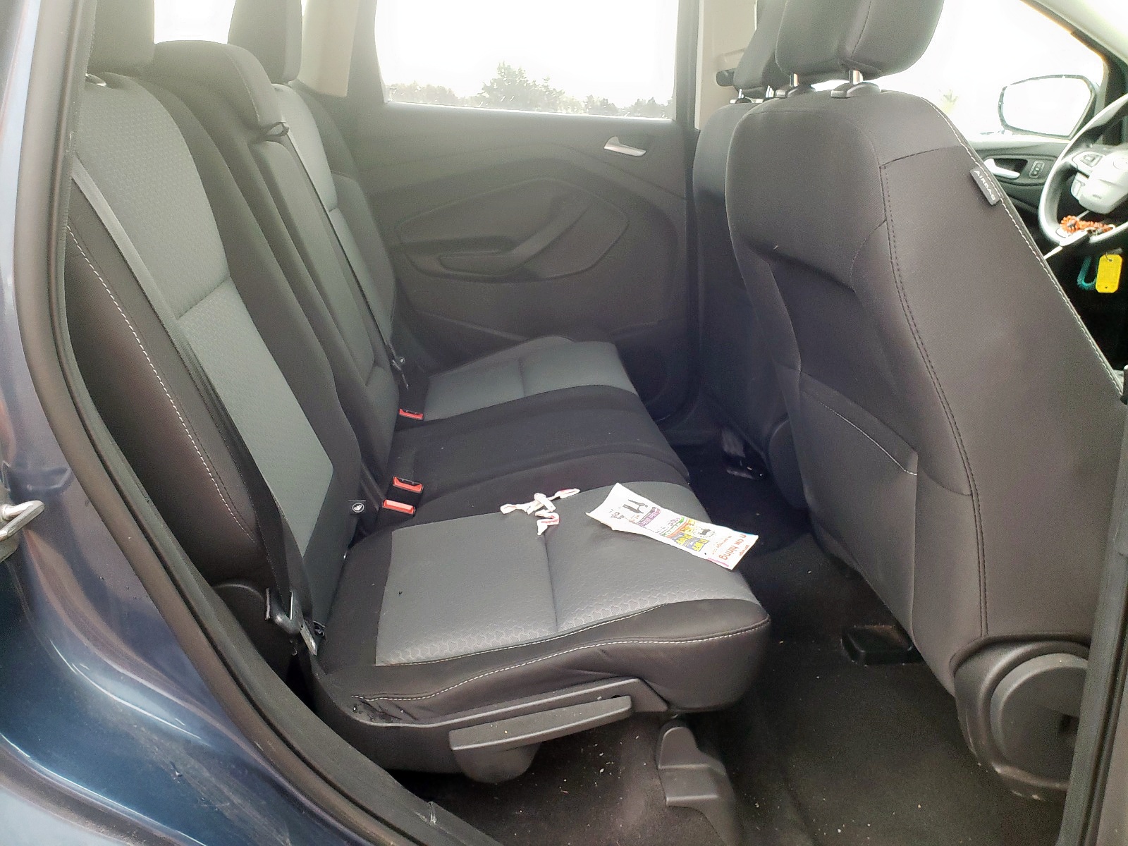 Photo 6 from auction – 2018 FORD ESCAPE SE with VIN 1FMCU9GD8JUC30082