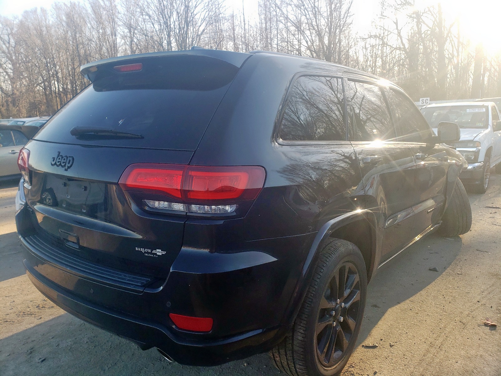 Photo 4 from auction – 2017 JEEP GRAND CHER with VIN 1C4RJFAGXHC701626