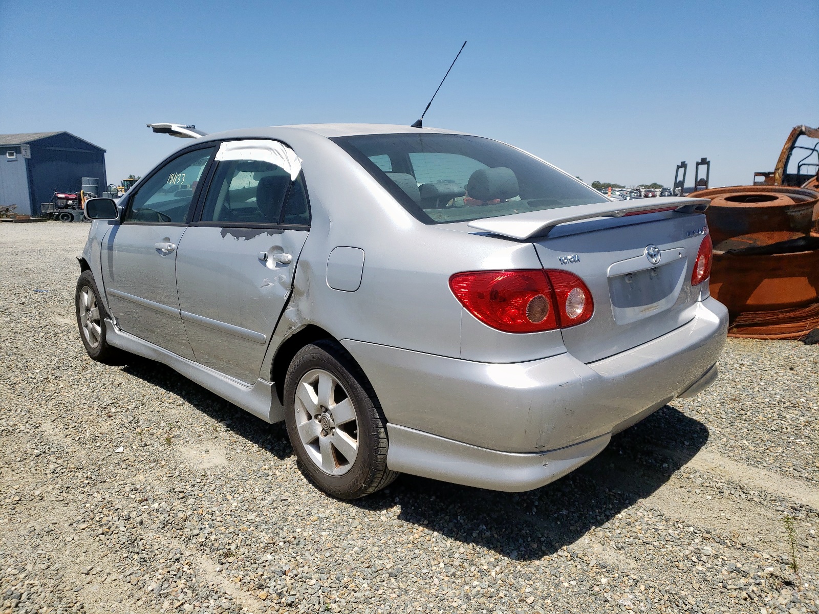 Photo 3 from auction – 2005 TOYOTA COROLLA CE with VIN 1NXBR32E45Z390072