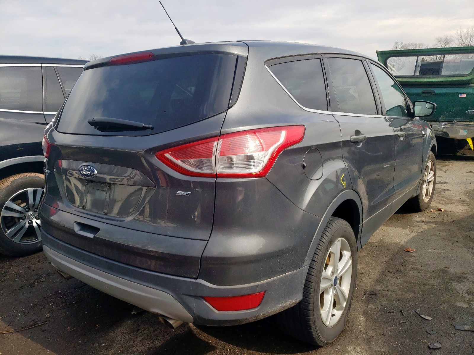 Photo 4 from auction – 2016 FORD ESCAPE SE with VIN 1FMCU0G75GUC91985