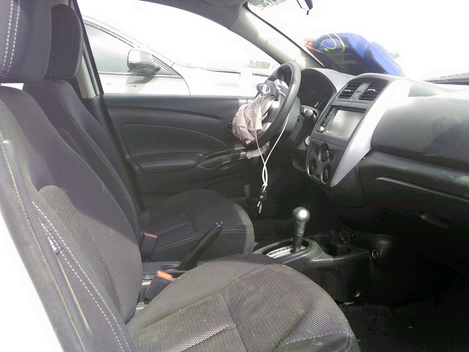 Photo 5 from auction – 2018 NISSAN VERSA S with VIN 3N1CN7AP9JL882229