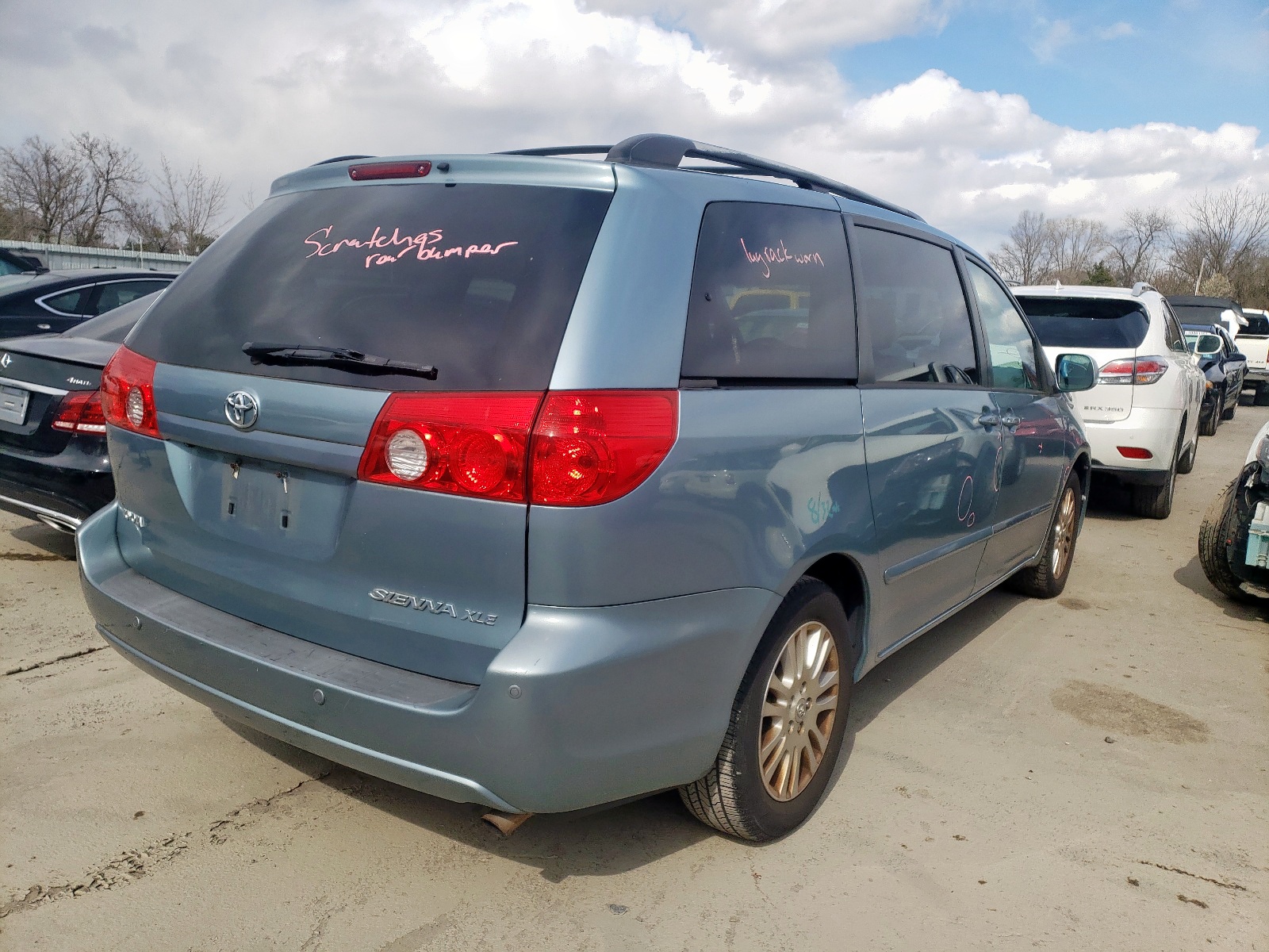 Photo 4 from auction – 2008 TOYOTA SIENNA XLE with VIN 5TDZK22C18S191280