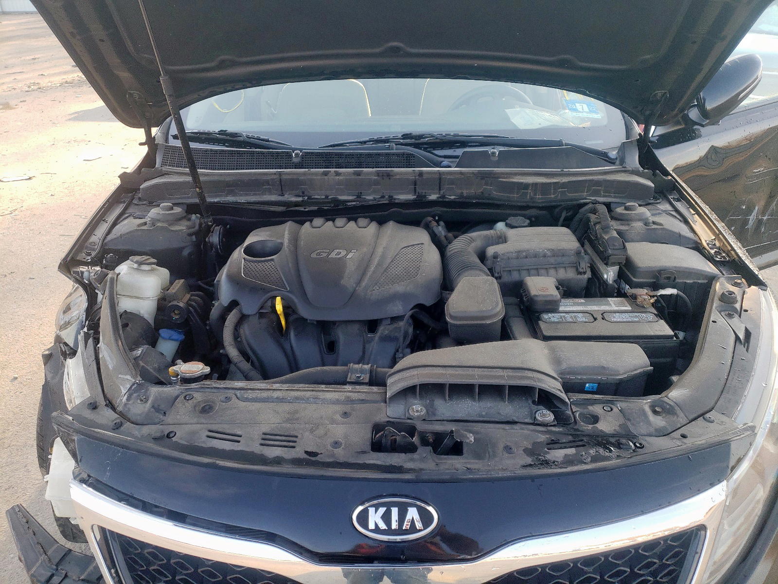Photo 7 from auction – 2011 KIA OPTIMA LX with VIN KNAGM4A75B5129683
