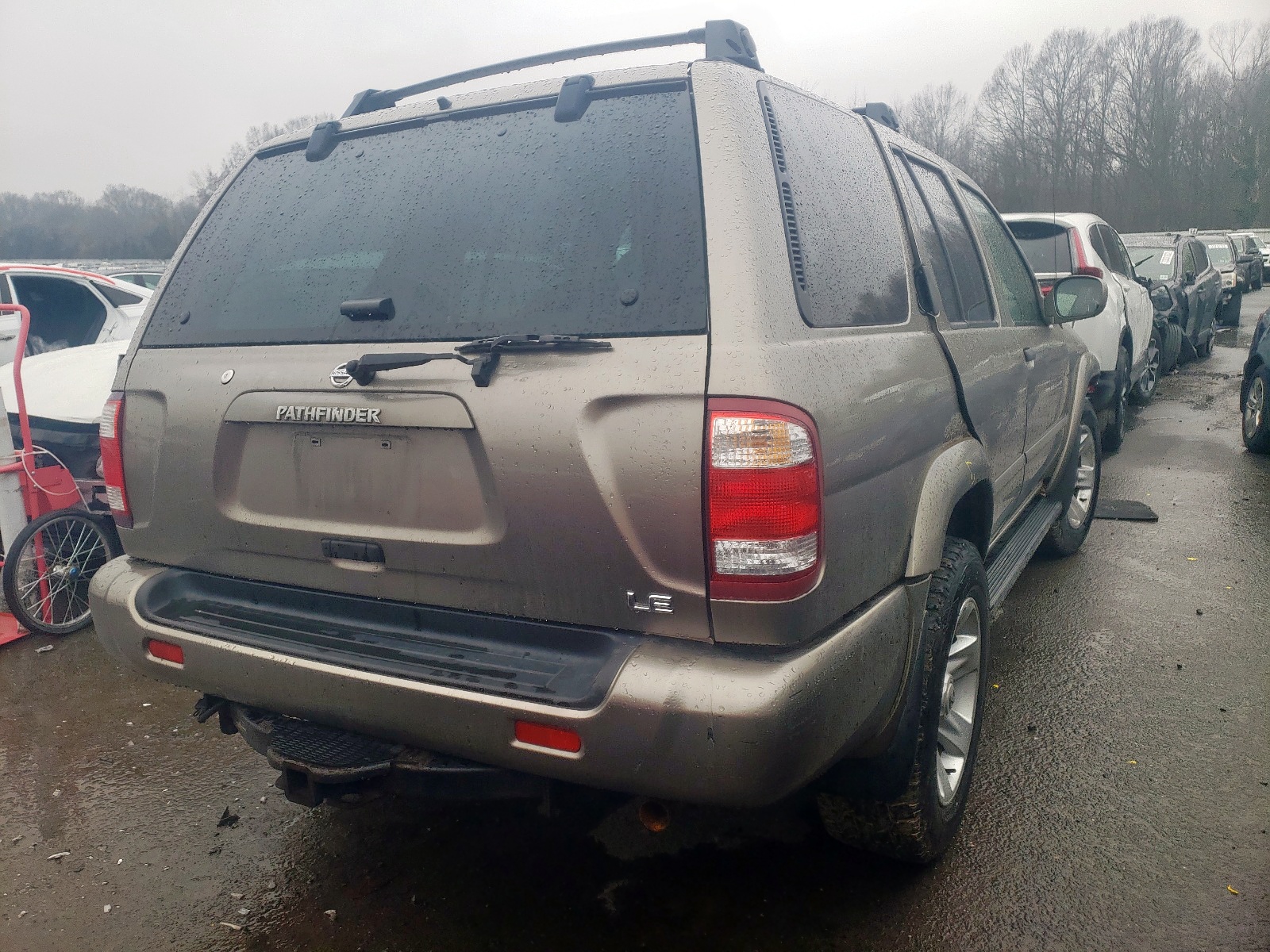 Photo 4 from auction – 2003 NISSAN PATHFINDER with VIN JN8DR09Y13W826765