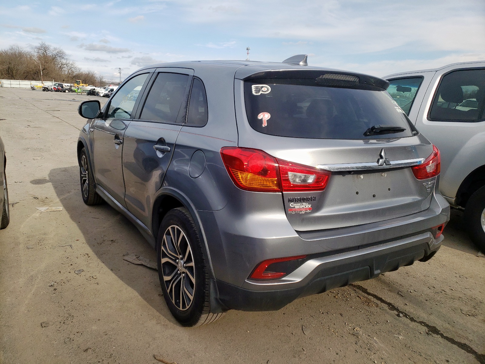 Photo 3 from auction – 2018 MITSUBISHI OUTLANDER with VIN JA4AR3AW6JZ008948