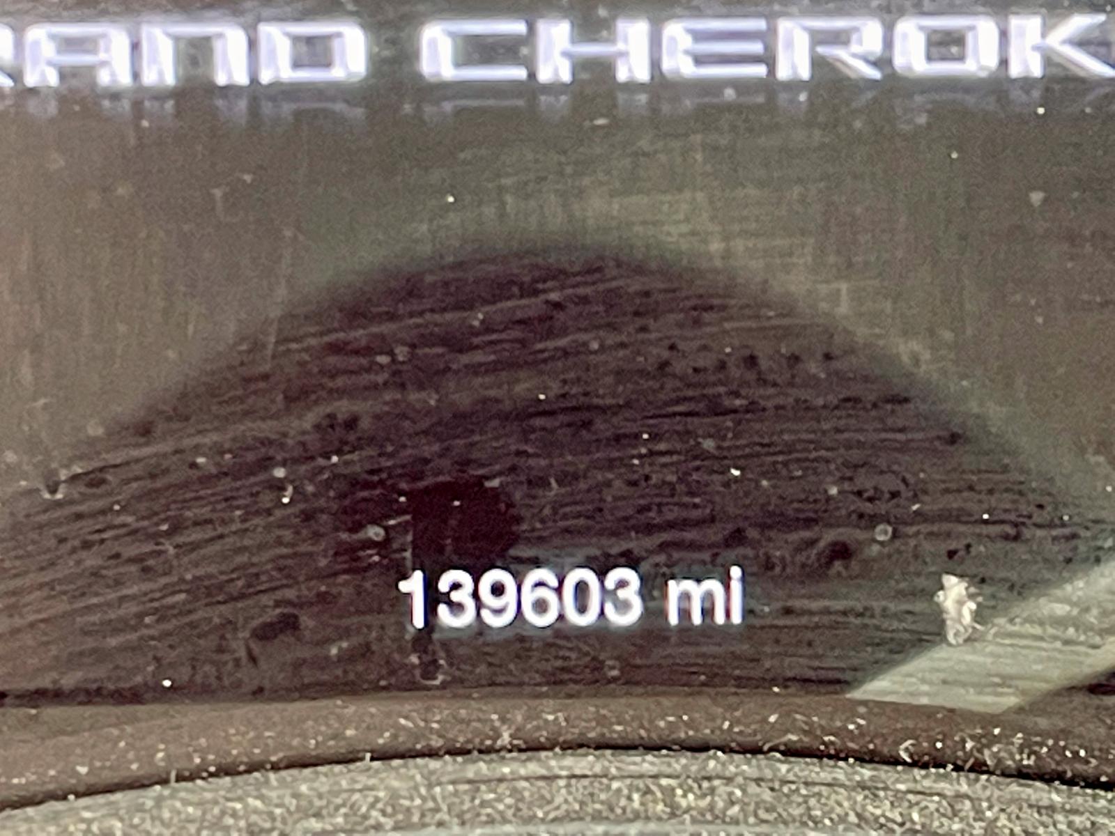 Photo 8 from auction – 2018 JEEP GRAND CHER with VIN 1C4RJEBG9JC145002