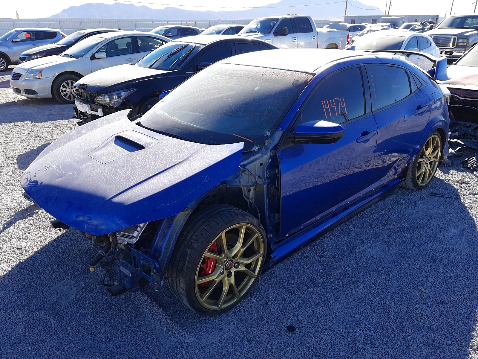 Photo 2 from auction – 2018 HONDA CIVIC TYPE with VIN SHHFK8G75JU201612