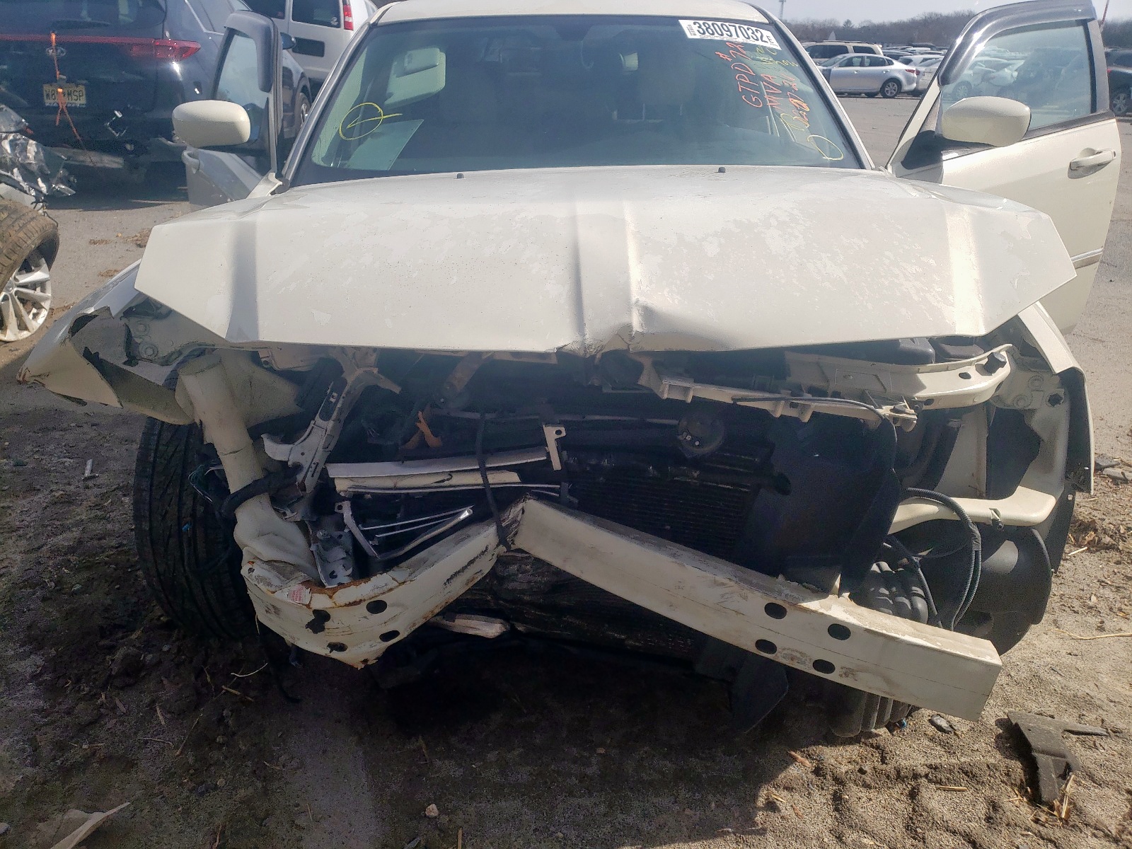 Photo 7 from auction – 2005 DODGE MAGNUM R/T with VIN 2D8GV58275H619122