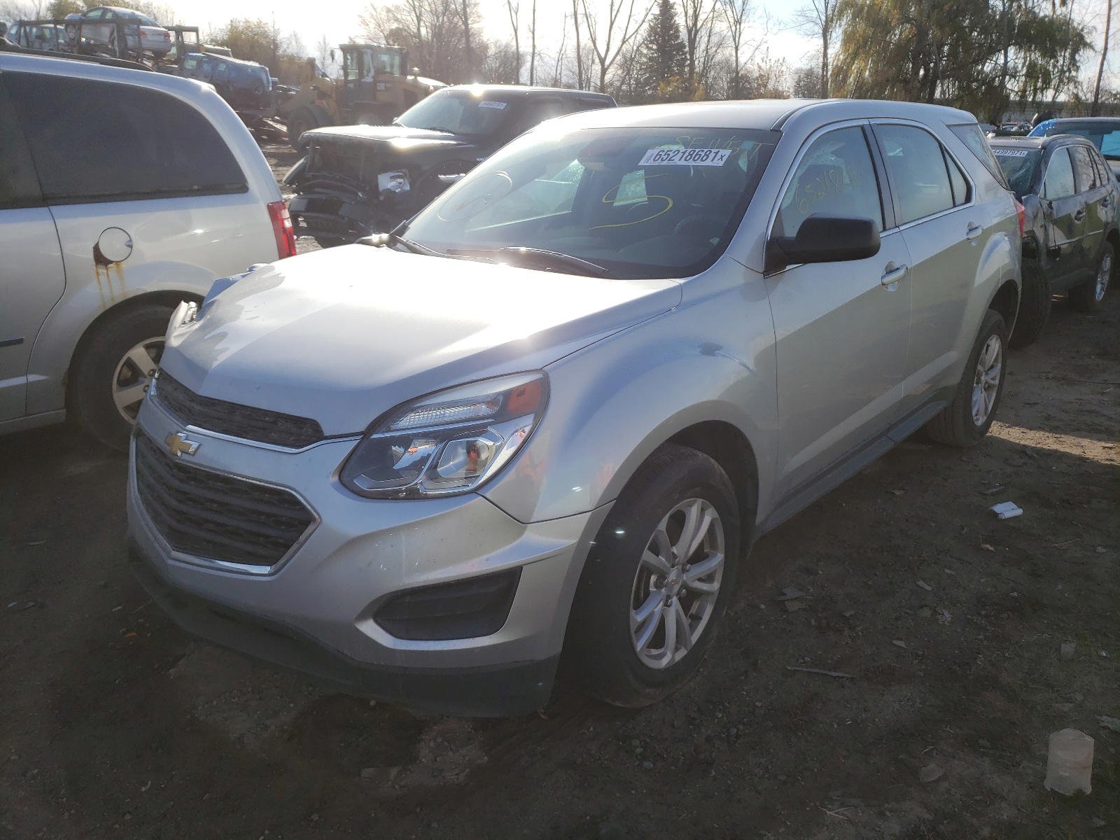Photo 2 from auction – 2017 CHEVROLET EQUINOX LS with VIN 2GNFLEEK9H6217646