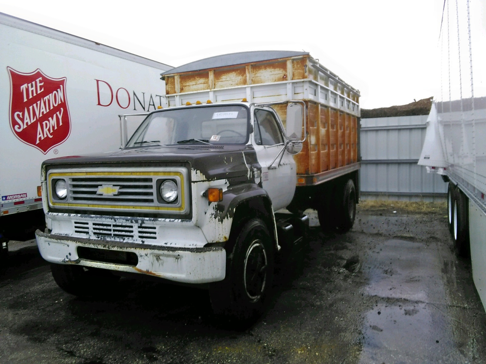 Photo 2 from auction – 1989 CHEVROLET C6500 C7D0 with VIN 1GBL7D1B2KV109604