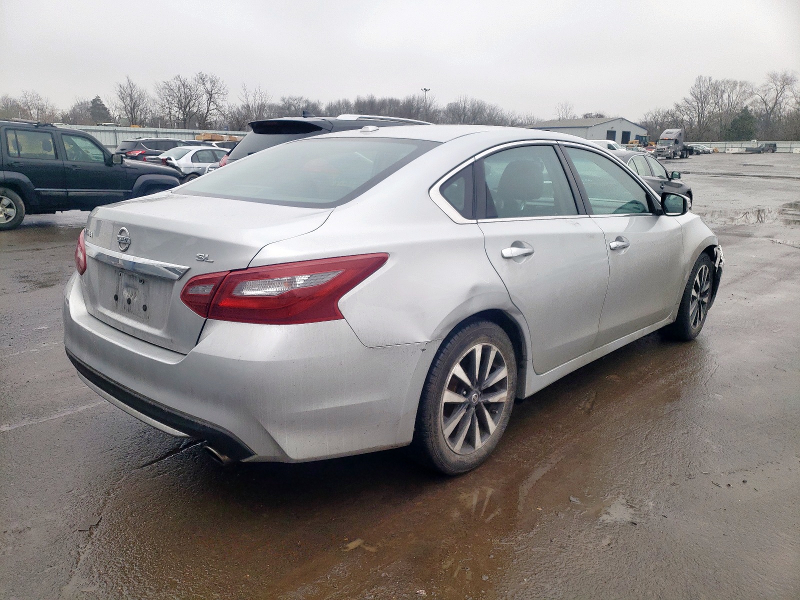 Photo 4 from auction – 2018 NISSAN ALTIMA 2.5 with VIN 1N4AL3AP0JC197802