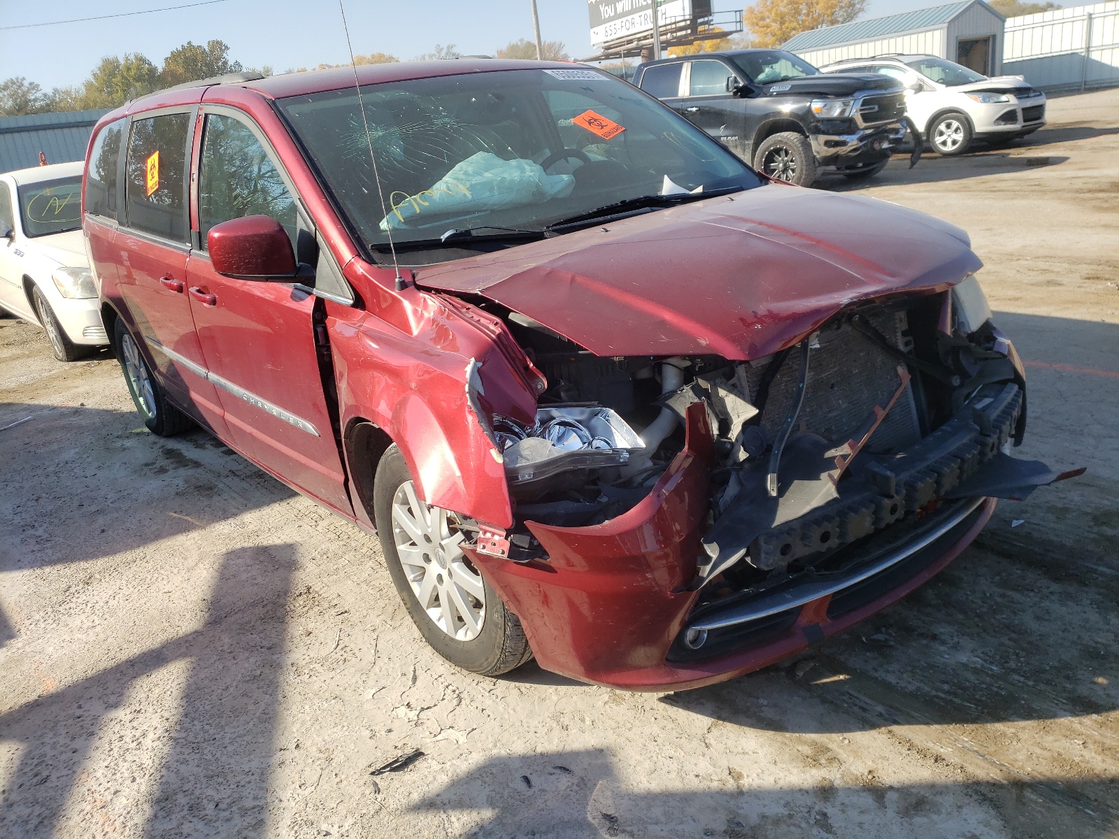 CHRYSLER TOWN & COU 2013 with VIN 2C4RC1BG2DR805864 - Photo from auction