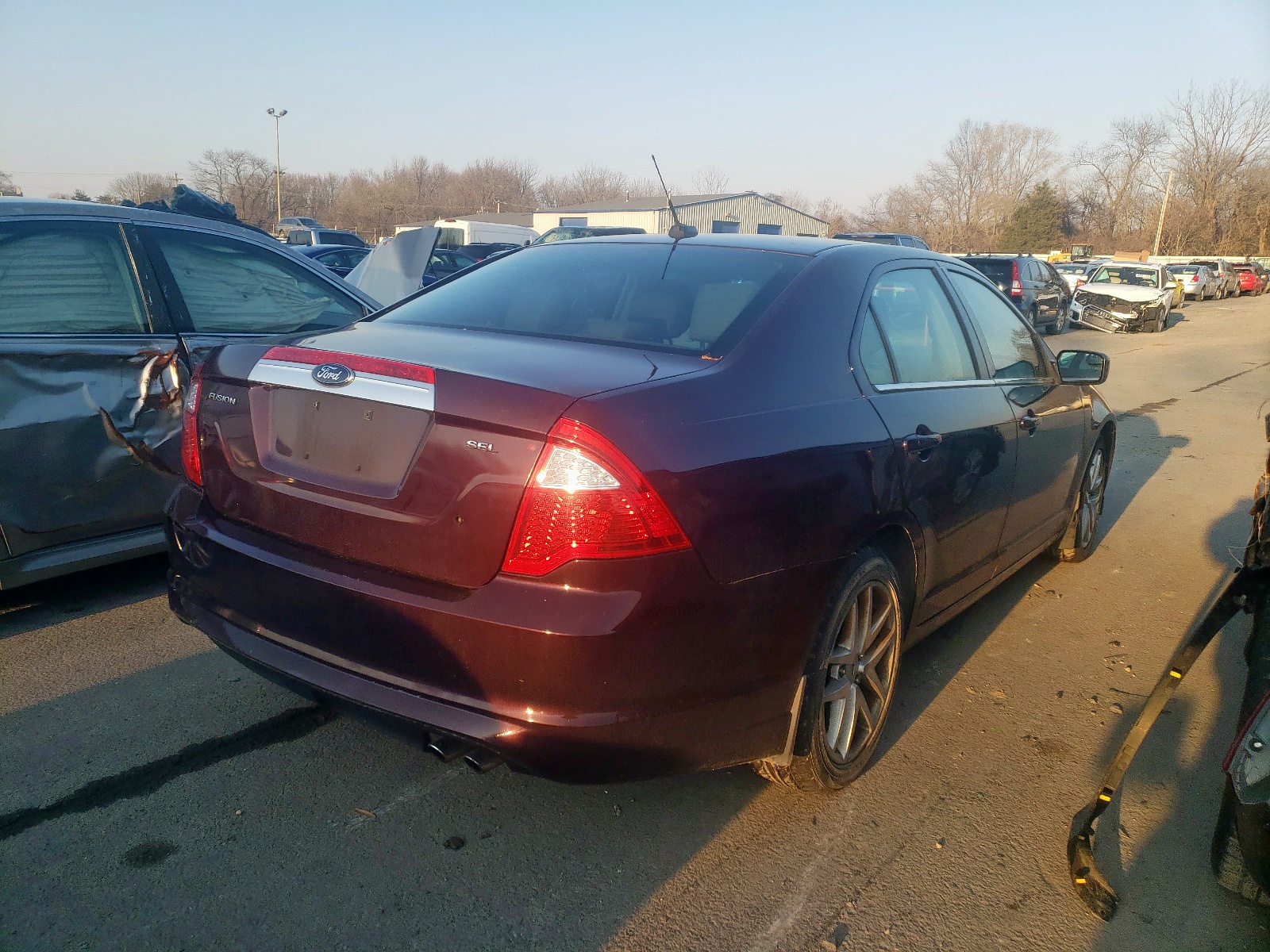Photo 4 from auction – 2011 FORD FUSION SEL with VIN 3FAHP0JA4BR236861
