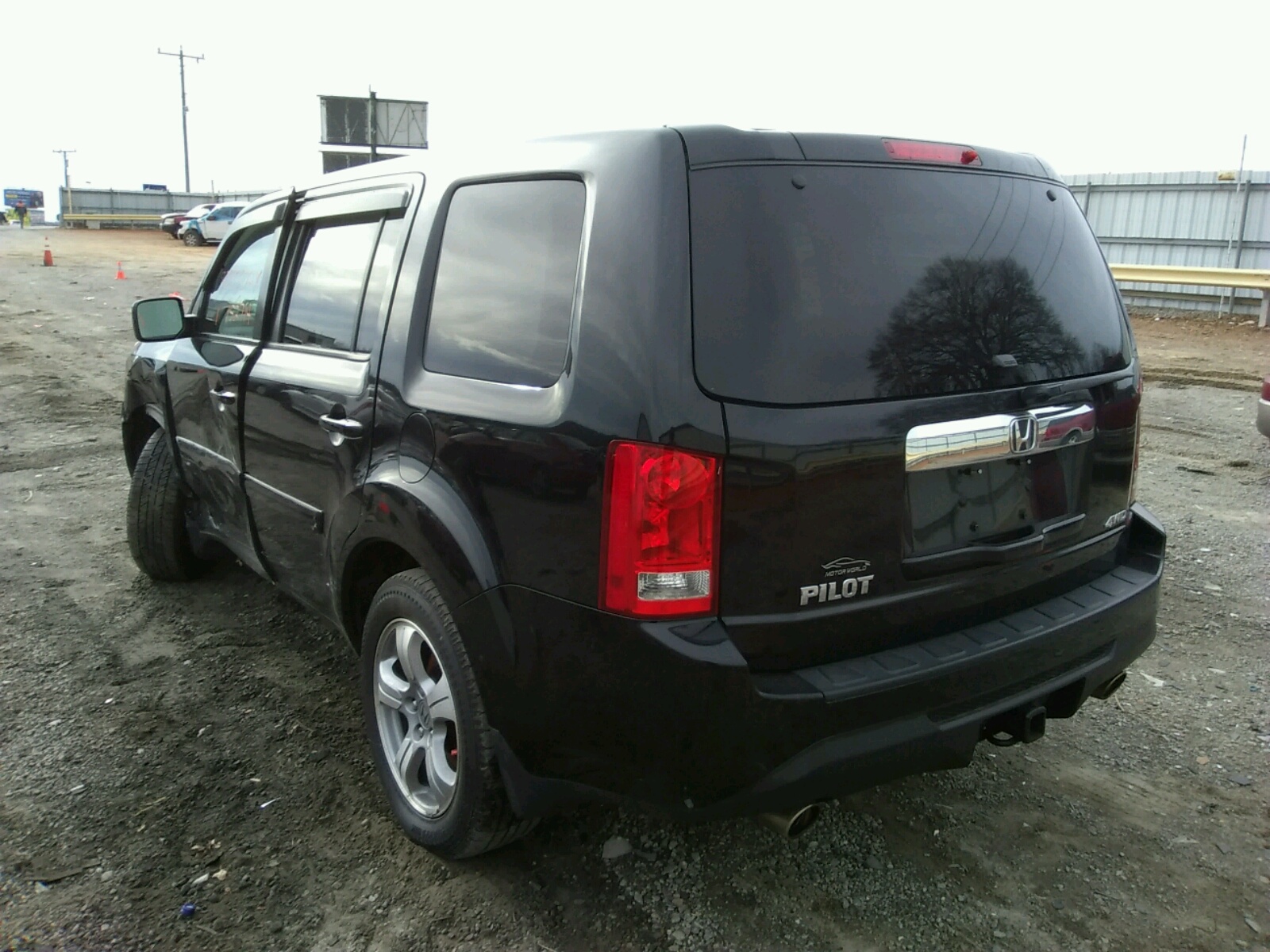 Zdjęcie 3 z aukcji – 2014 HONDA PILOT EXL z VIN 5FNYF4H54EB009611