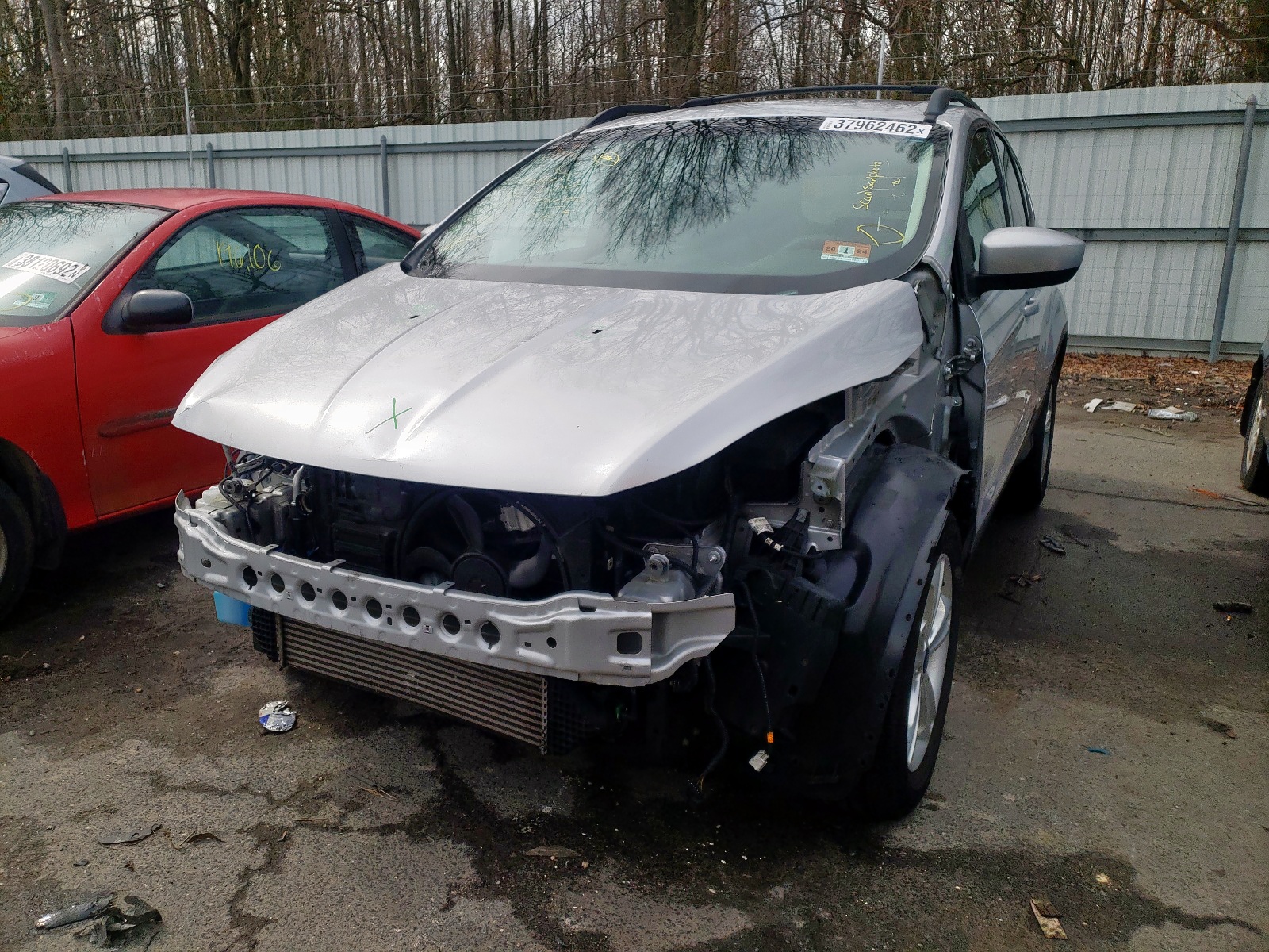 Photo 2 from auction – 2013 FORD ESCAPE SE with VIN 1FMCU9GX7DUB76689
