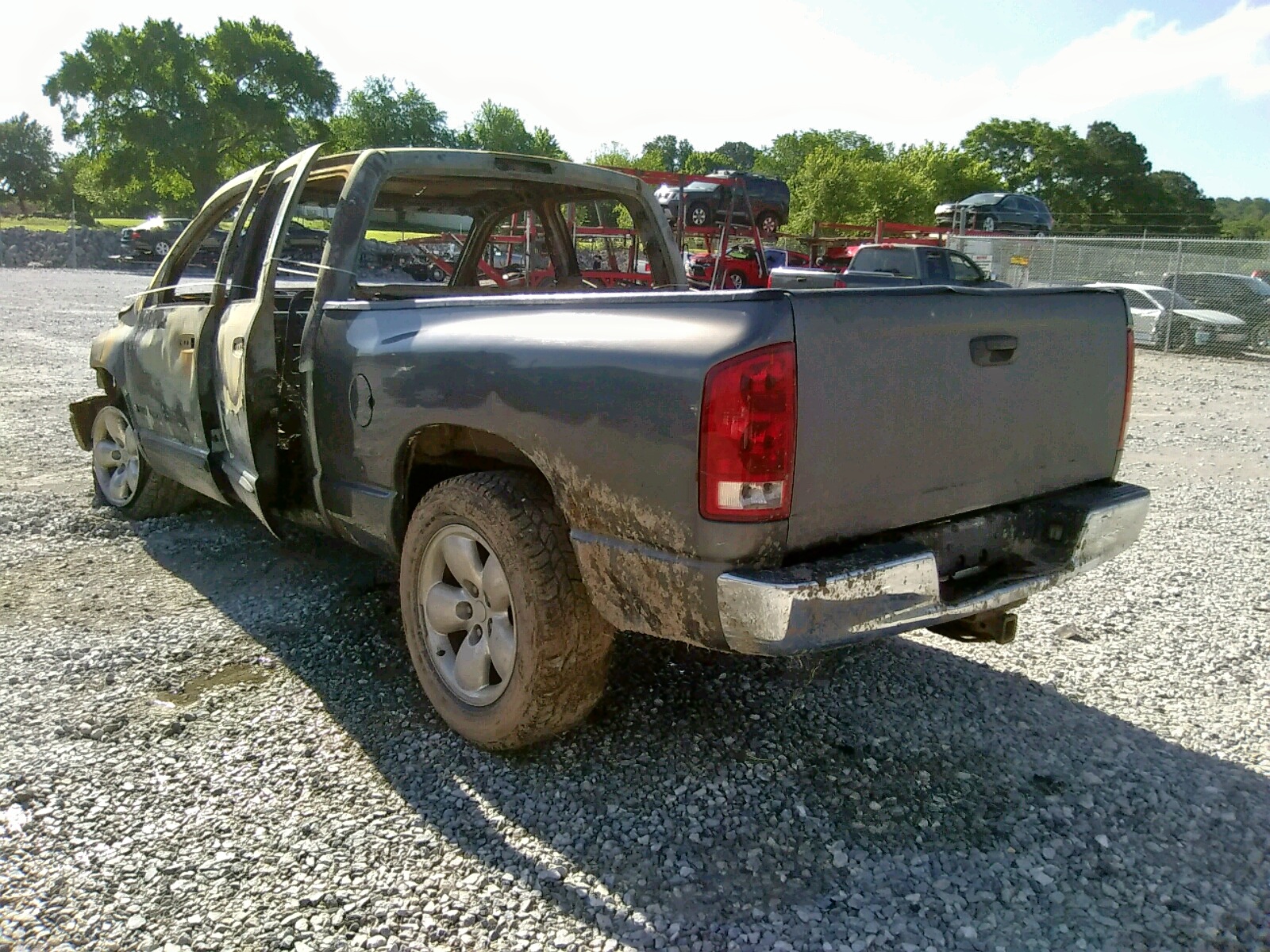 صورة رقم 3 من المزاد - 2002 DODGE RAM 1500 مع VIN 3D7HA18Z42G191404