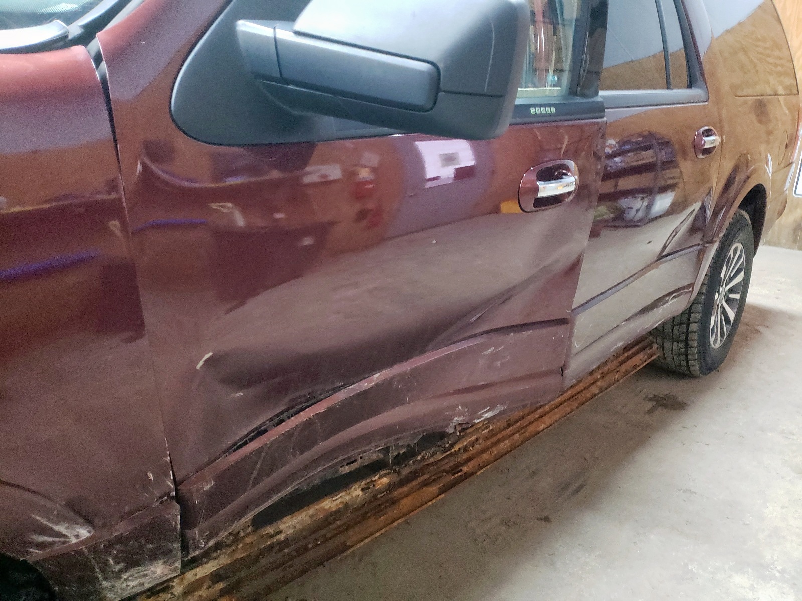 Photo 9 from auction – 2016 FORD EXPEDITION with VIN 1FMJK1JT7GEF20346