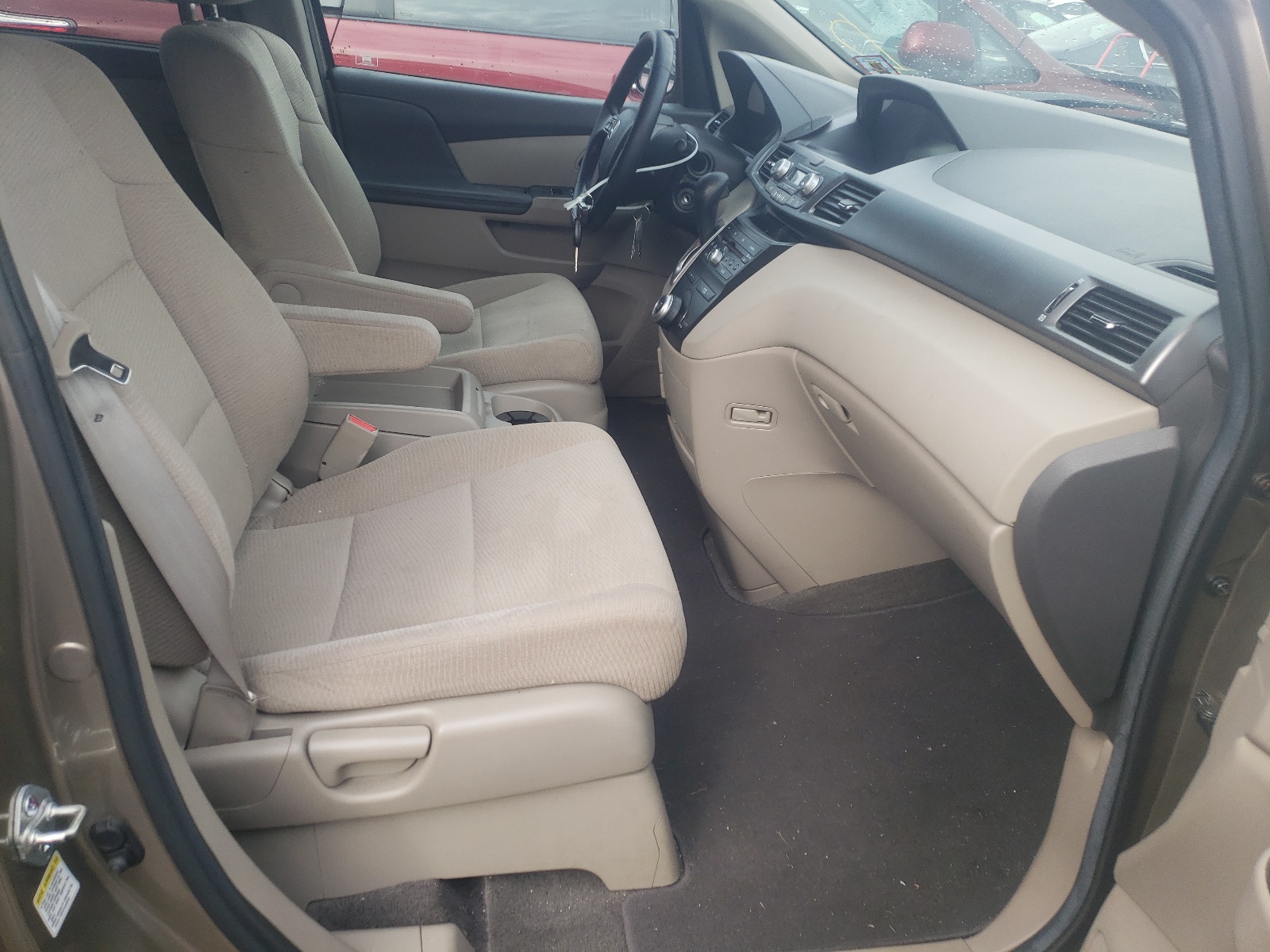 Photo 5 from auction – 2011 HONDA ODYSSEY EX with VIN 5FNRL5H41BB052941